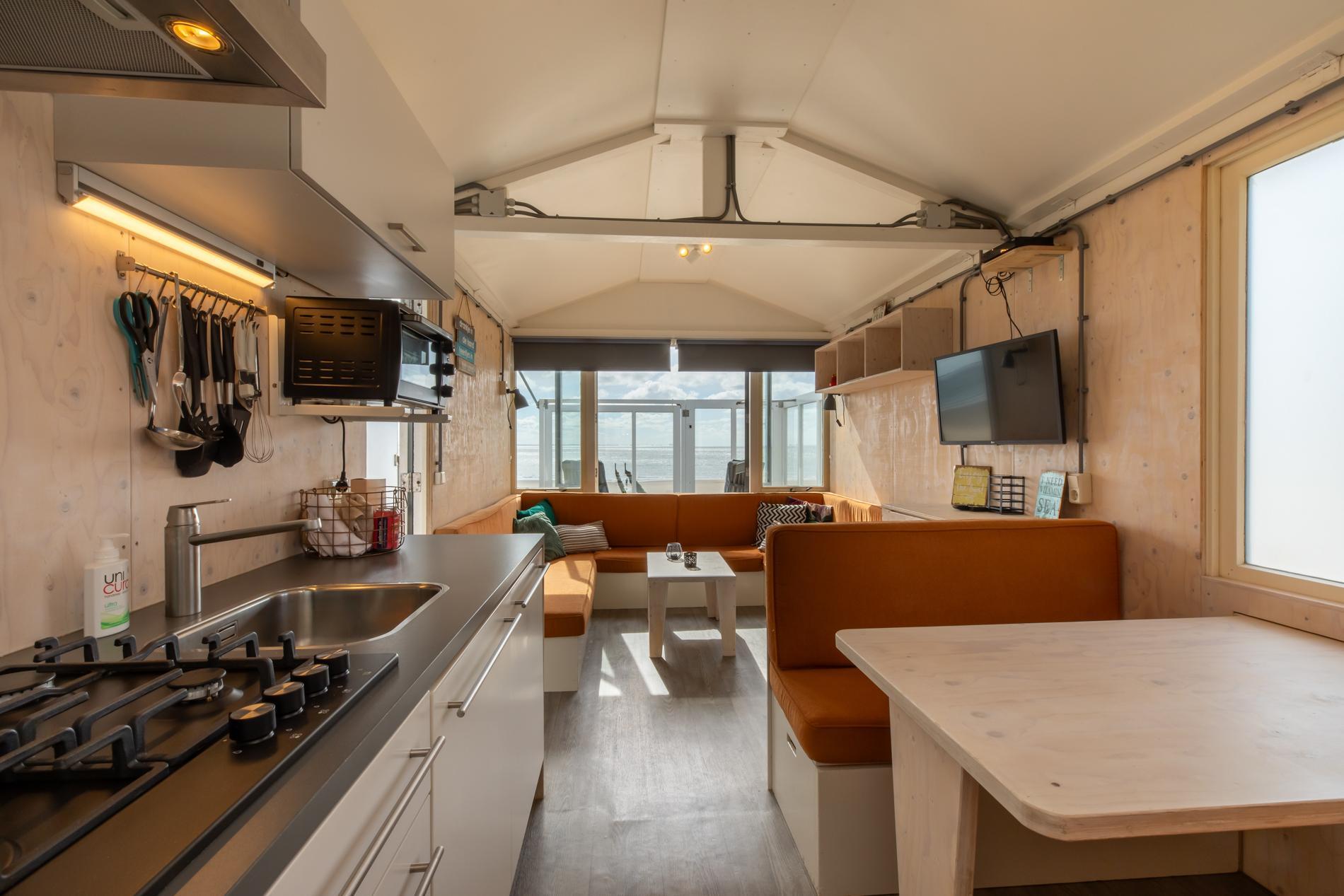 slaapstrandhuisje-strand-dishoek-345-346-dishoek