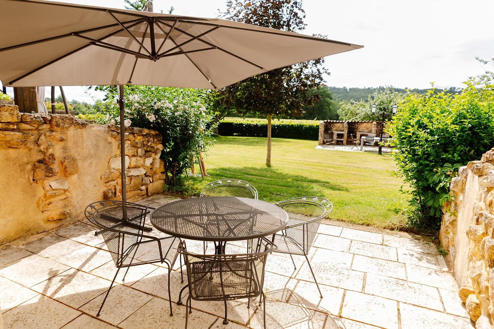Chateau Prayssac - B vakantiehuis met zwembad