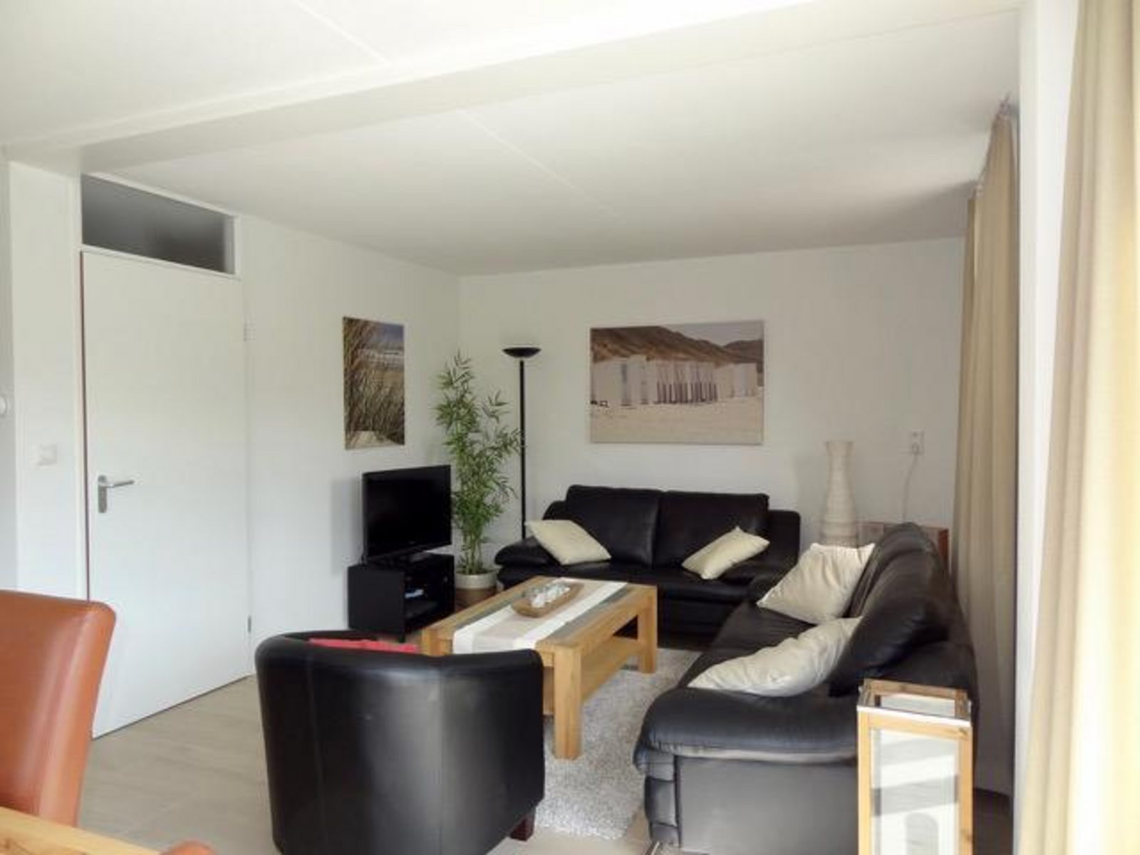 VZ2416 Freistehendes Ferienhaus in Oostkapelle