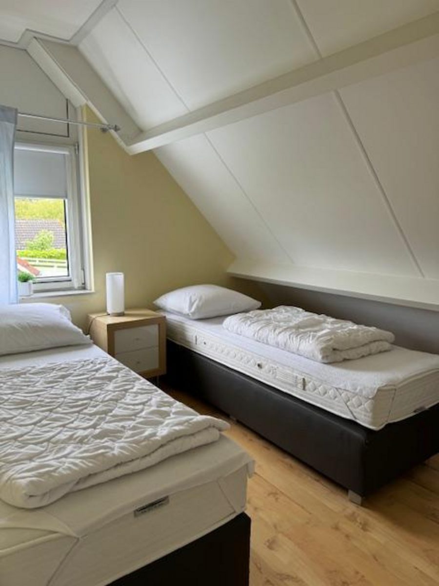 VZ2416 Freistehendes Ferienhaus in Oostkapelle