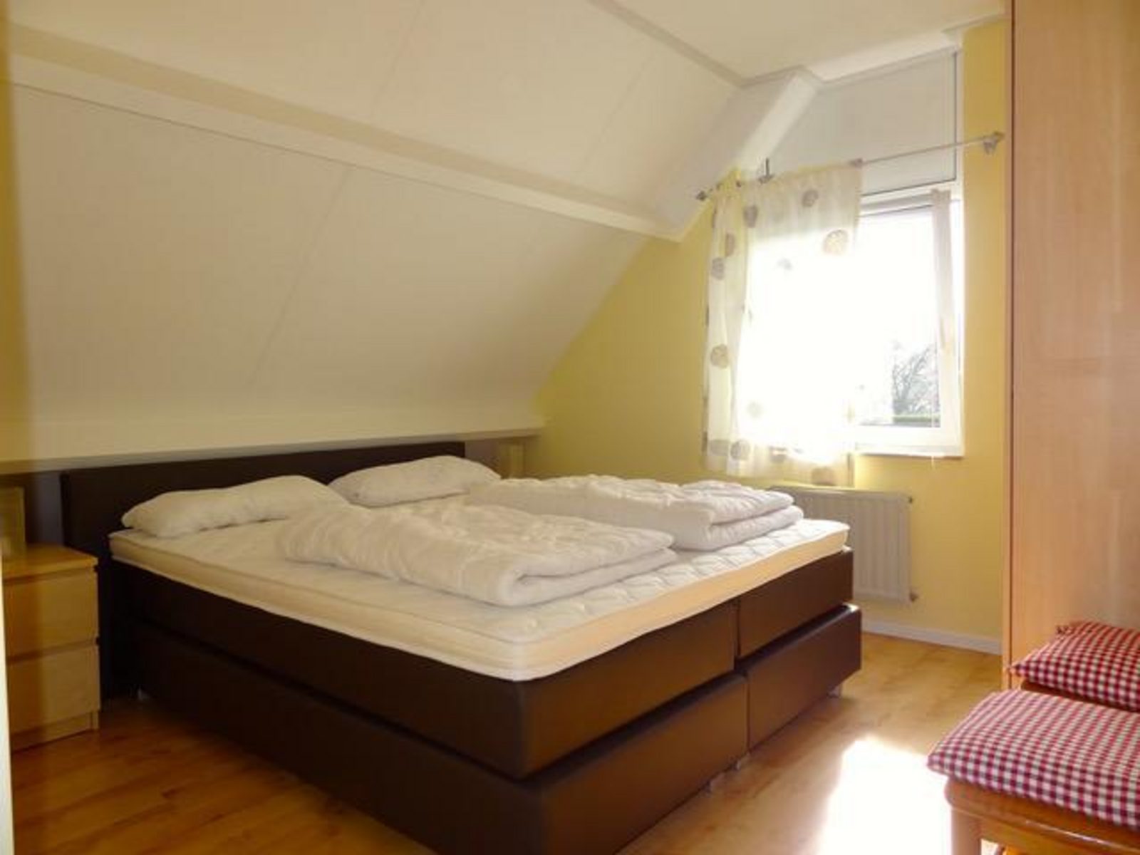 VZ2416 Freistehendes Ferienhaus in Oostkapelle