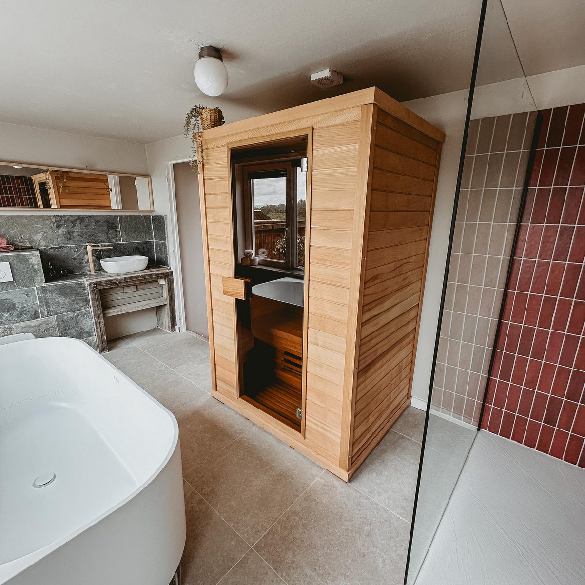 MaasSuites.com - Loft Suite