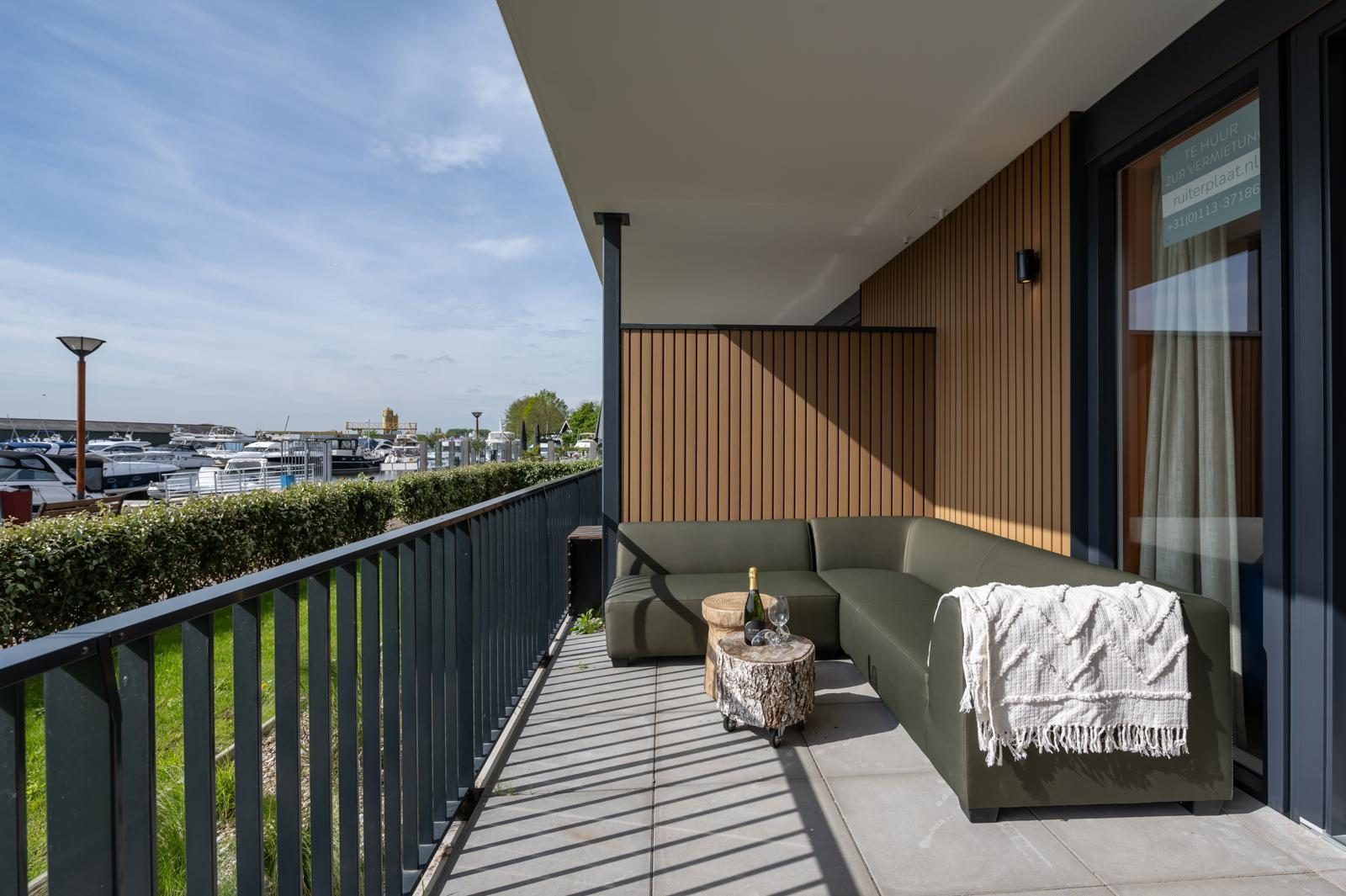 Harbour Loft 1C | Résidence Marina