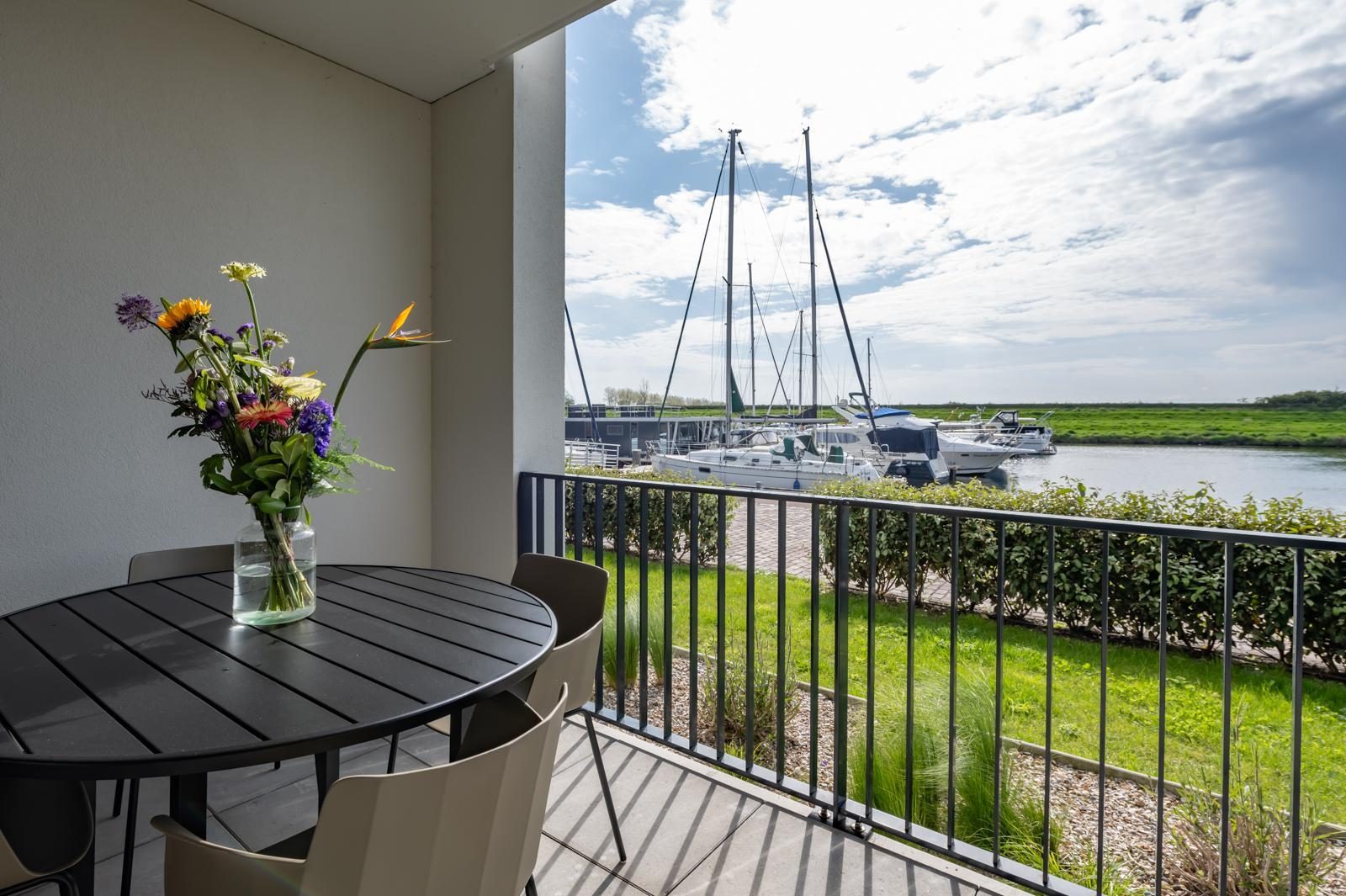 Harbour Loft 1C | Résidence Marina