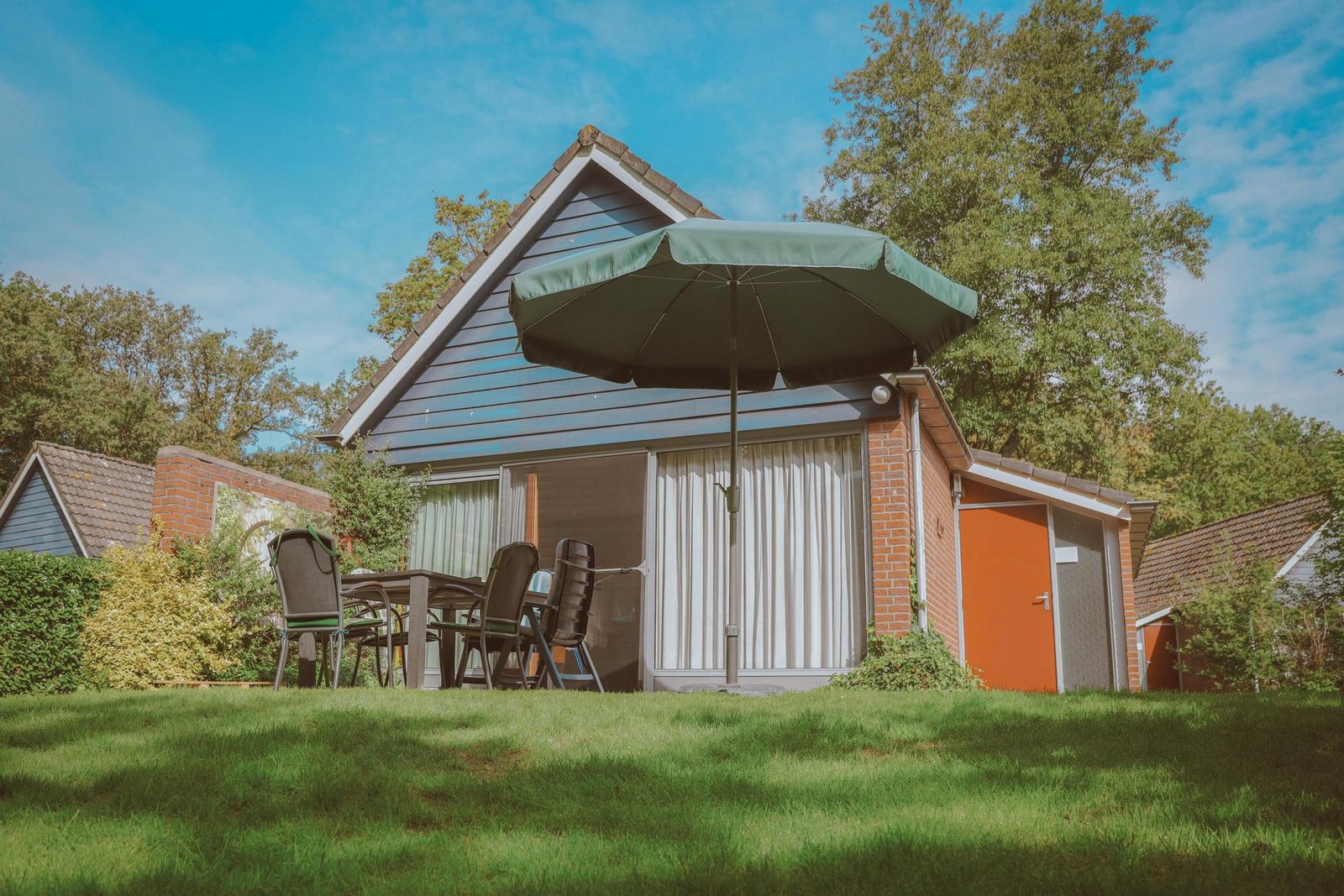 Four-person Bungalow IJssel Comfort (adapted)