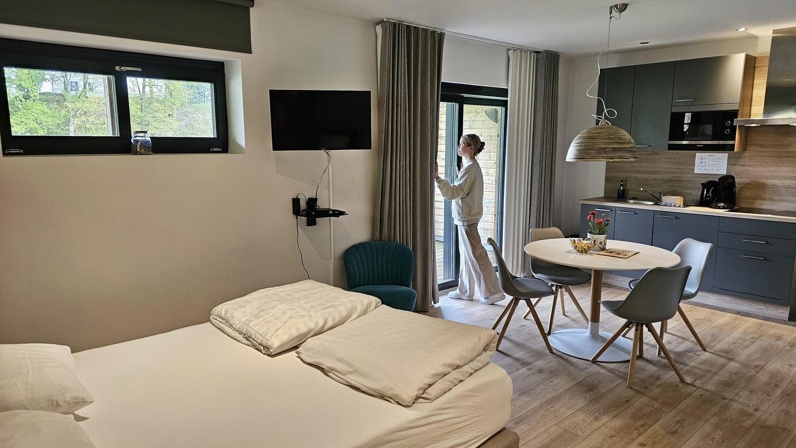 Connecting rooms (appartement + studio)