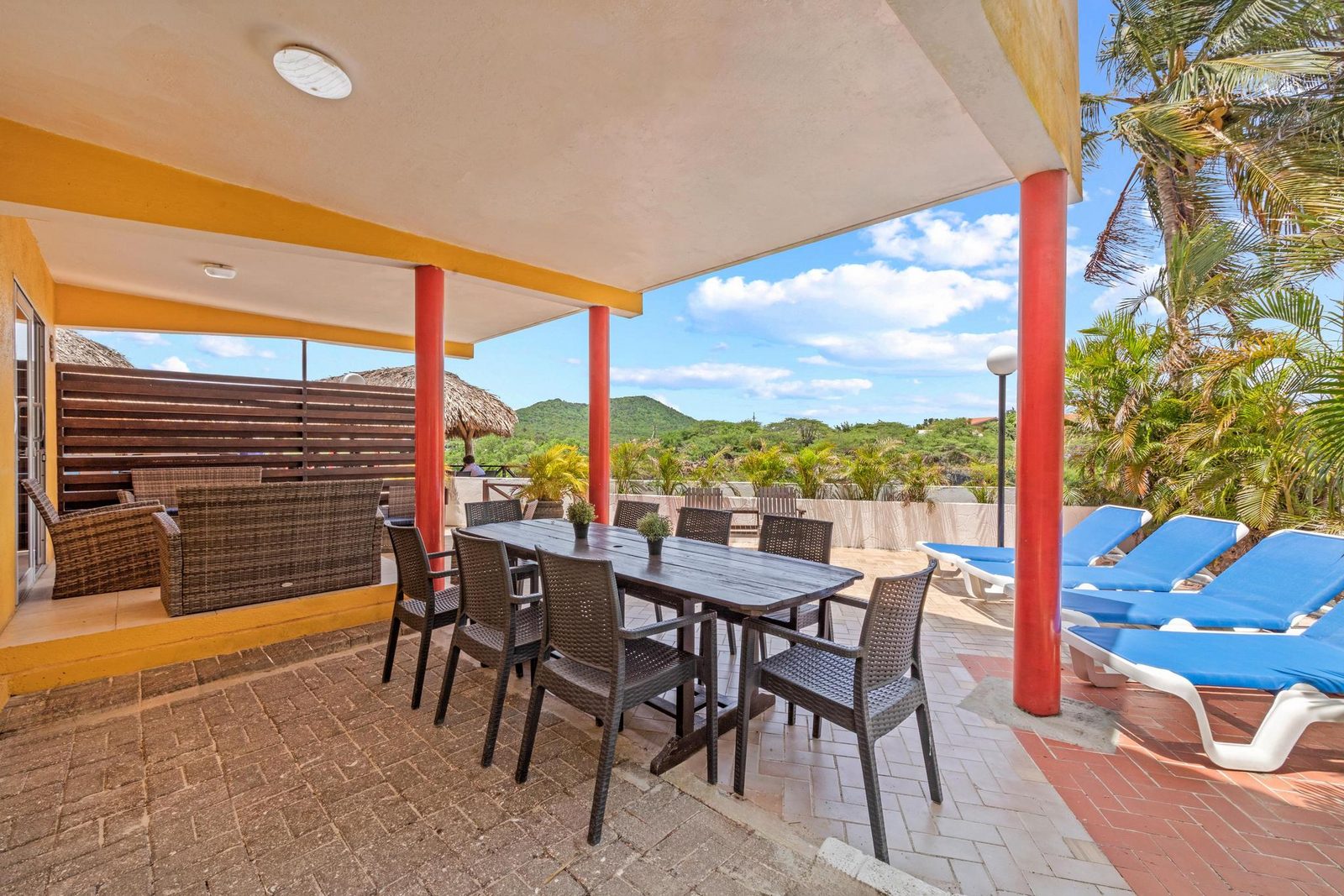 4 Bedroom Apartment - At Sea - Ground Floor