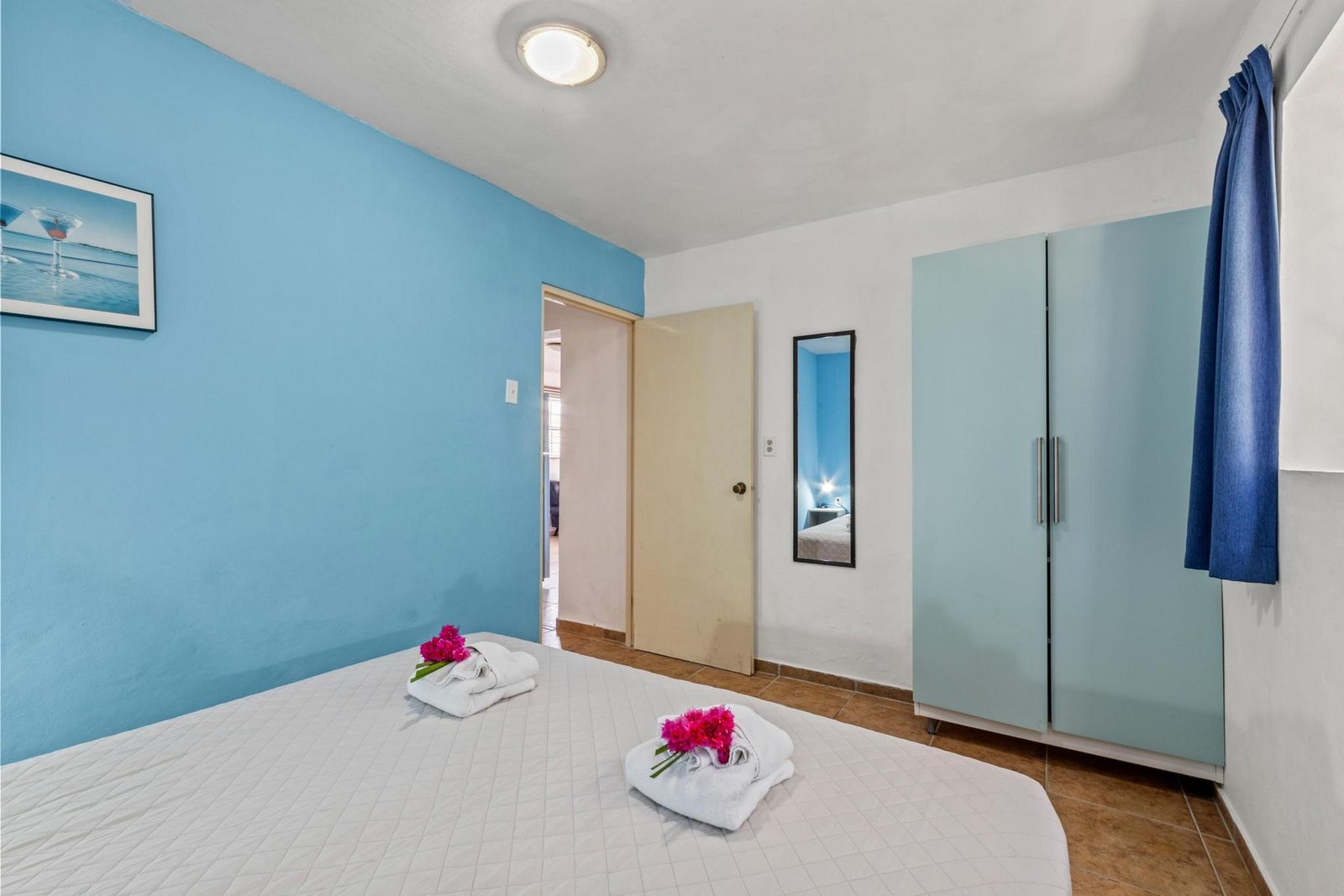 4 Bedroom Apartment - At Sea - Ground Floor