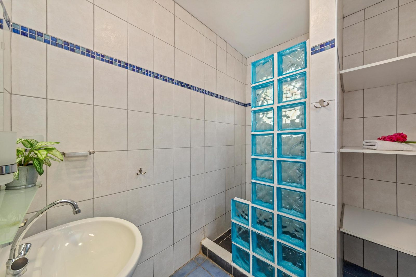 3-Slaapkamer Villa met Zeezicht