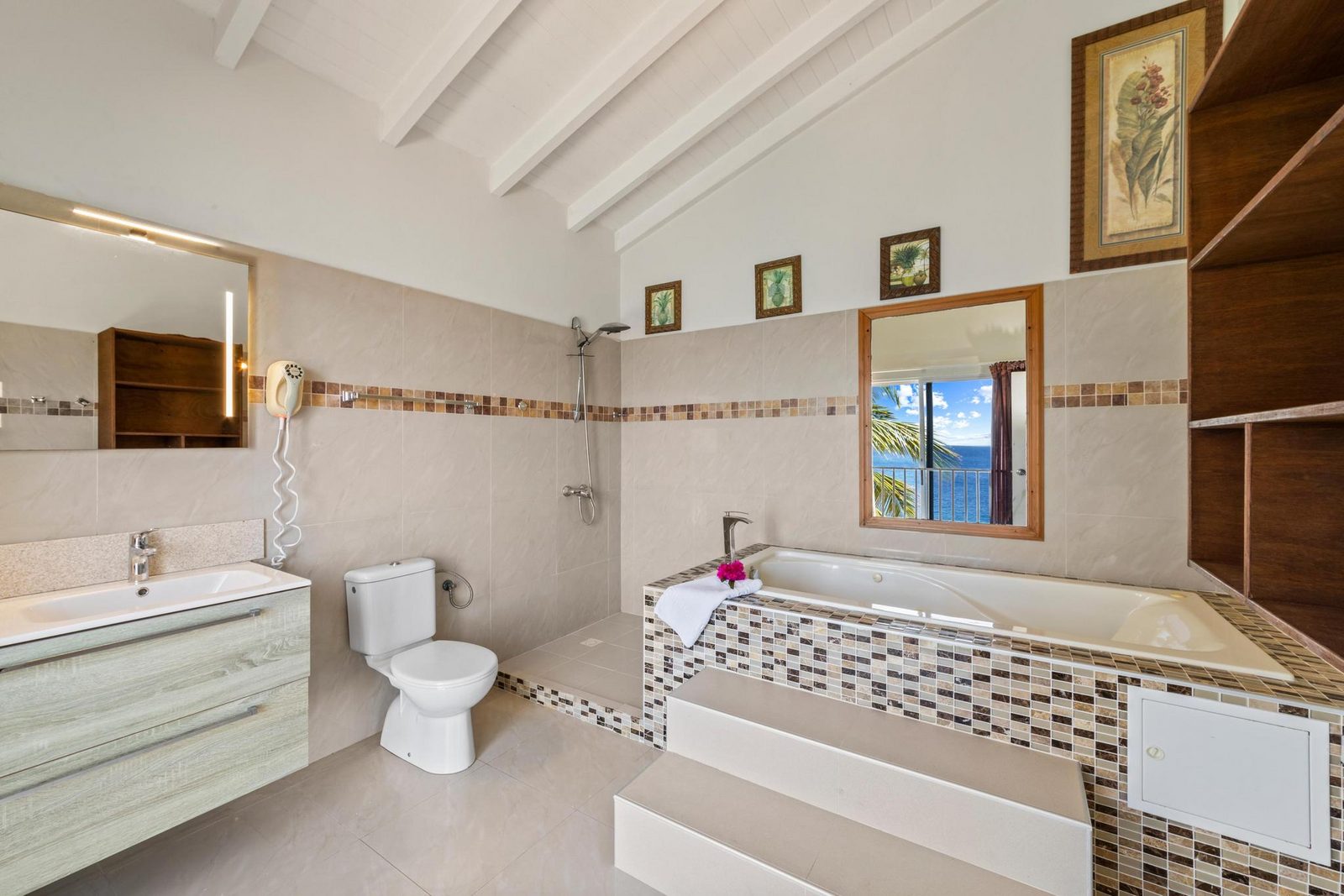 Lagoon Ocean Resort: Type G