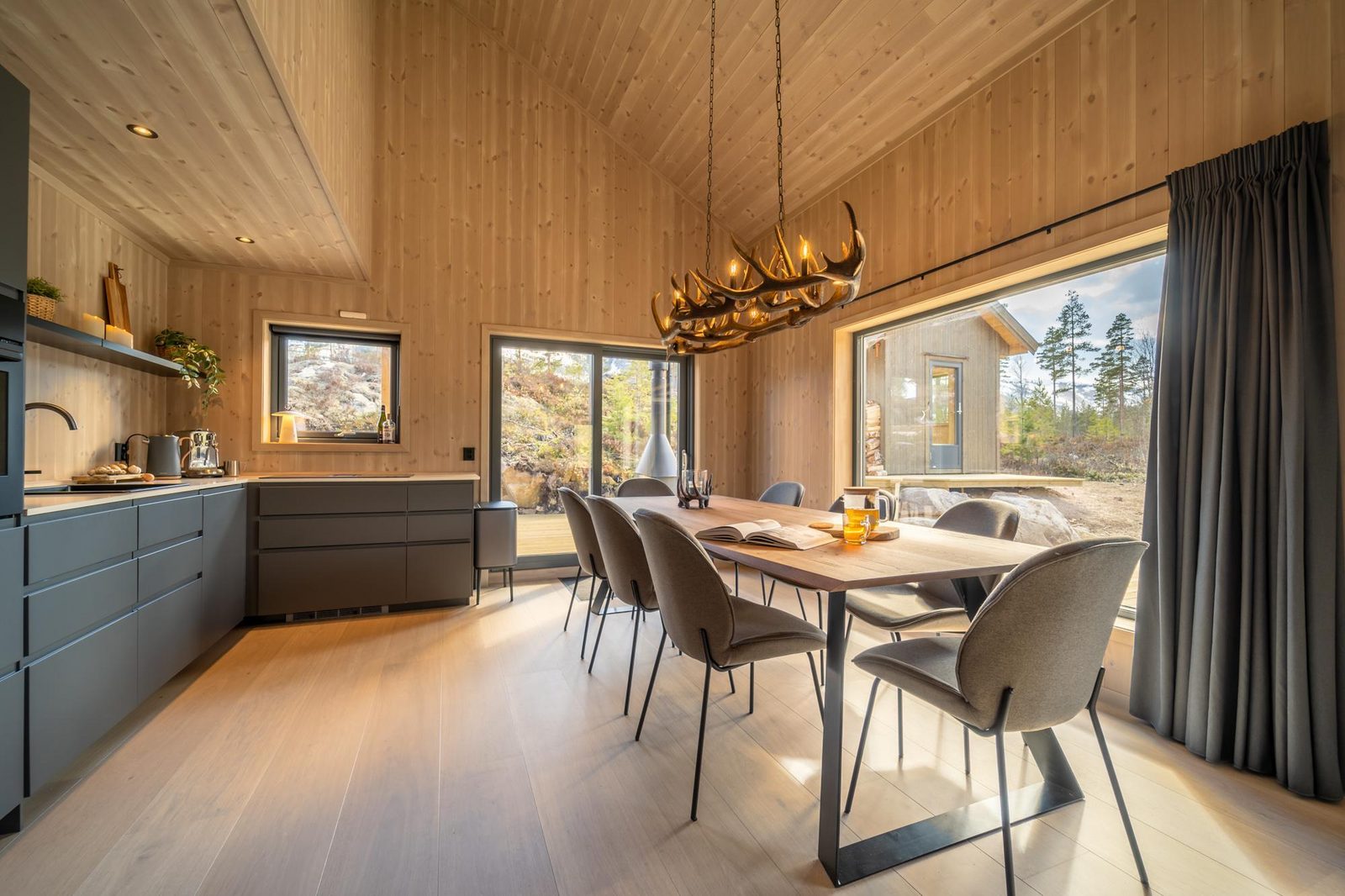 Nyborg Hytte | 8p | Met Sauna & Aan het water