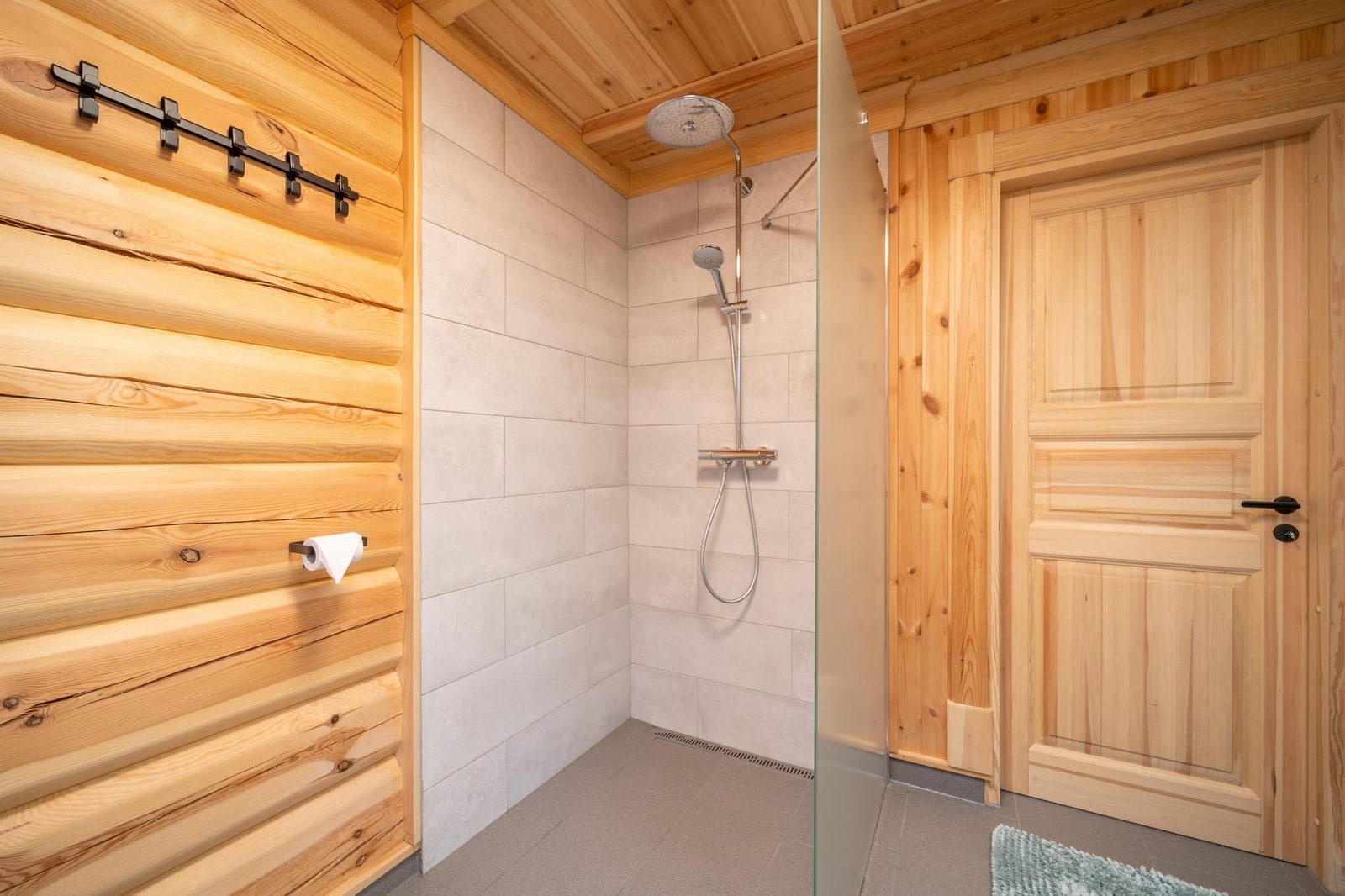 Moose Lodge | 6p | Mit Sauna & Blick aufs Wasser