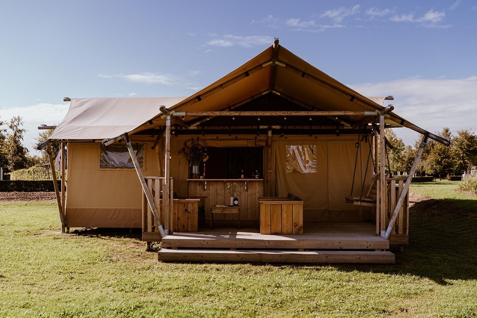 5-person glamping tent with airconditioning