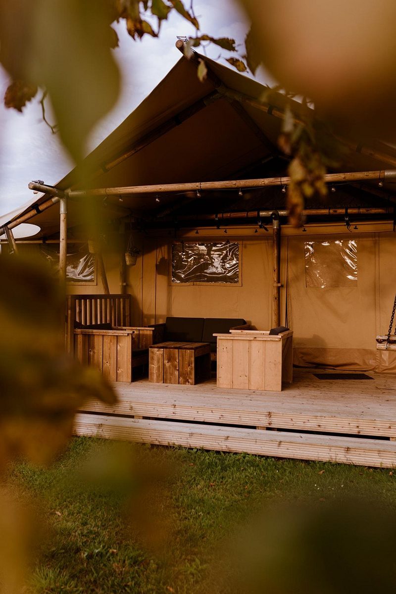 5-person glamping tent with airconditioning