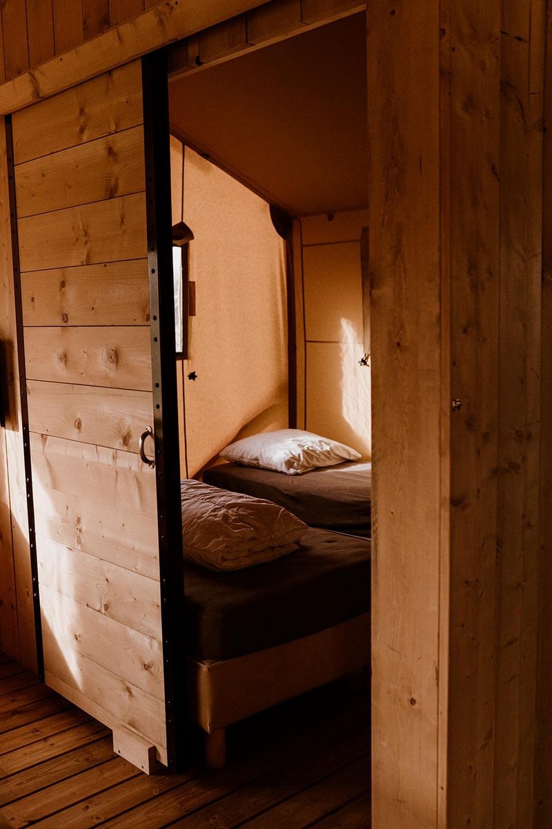 5-person glamping tent with airconditioning
