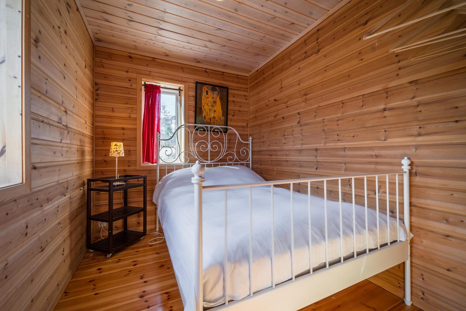 Lakehouse | 14p | With Sauna & By the Water