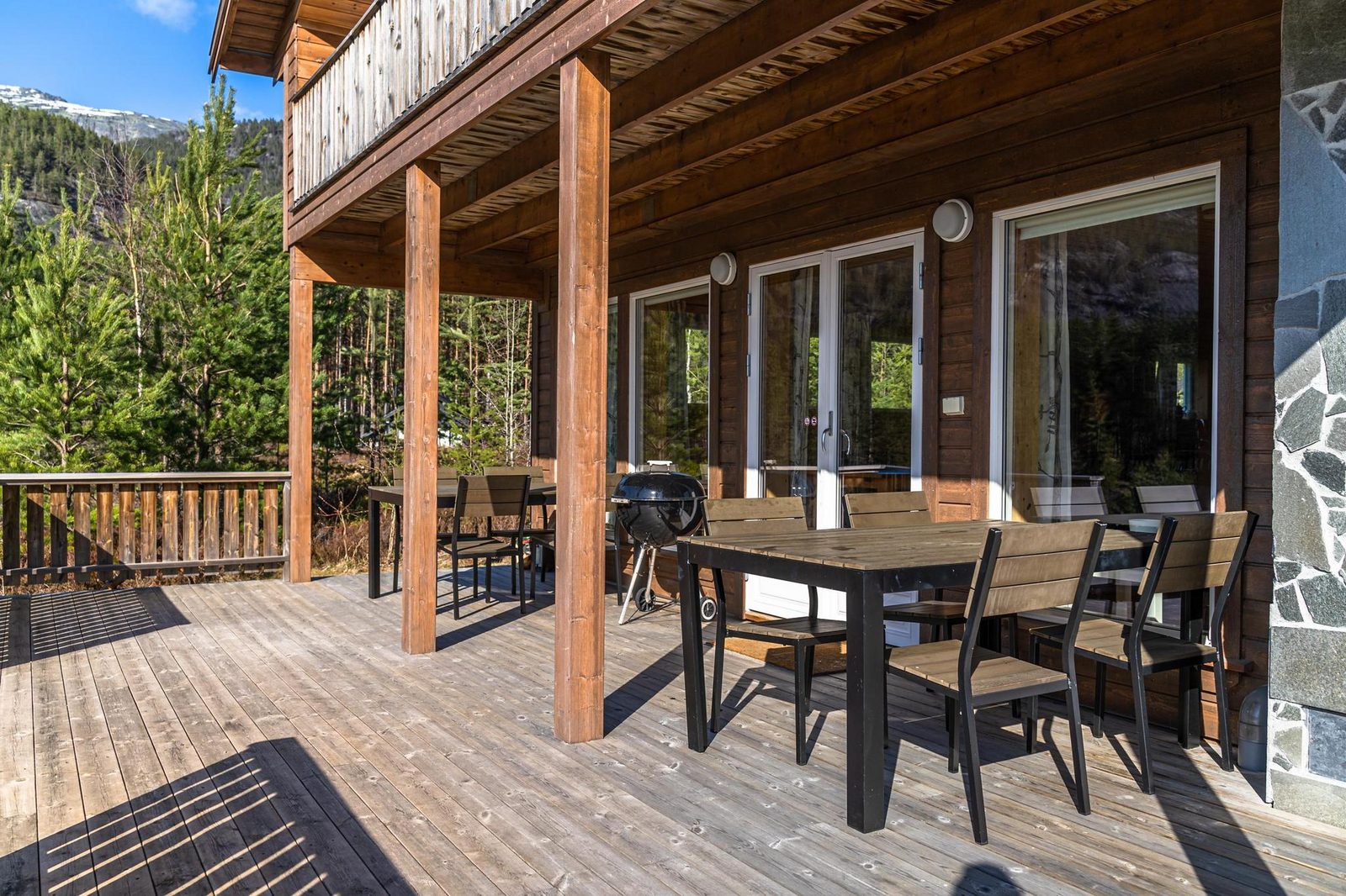 Lakehouse | 14p | With Sauna & By the Water