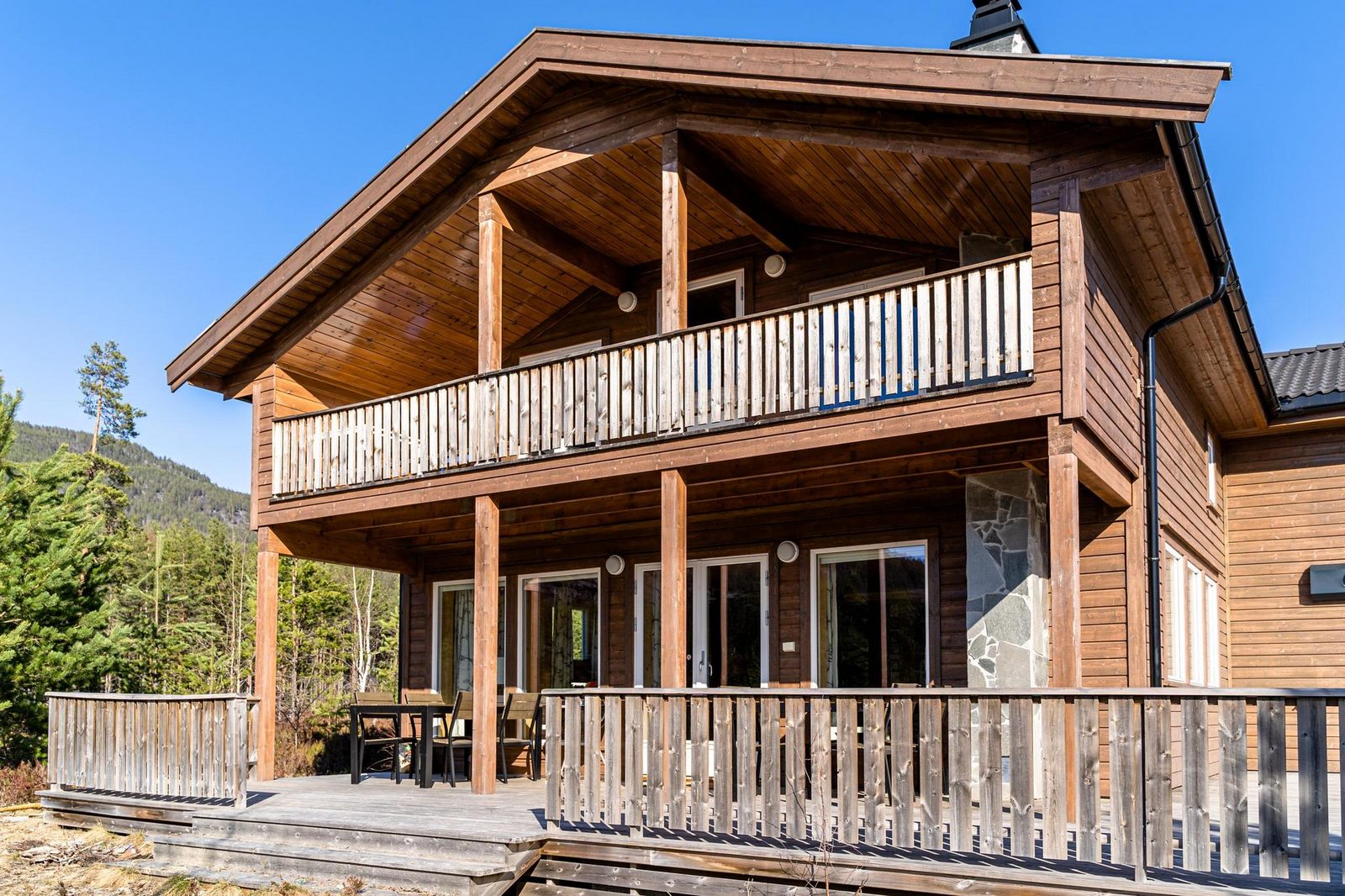 Lakehouse | 14p | With Sauna & By the Water