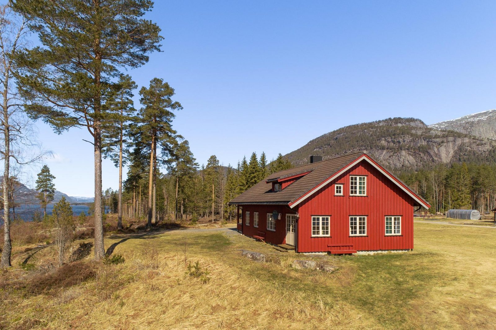 Storhytta | 16p | Met Sauna & Aan het water