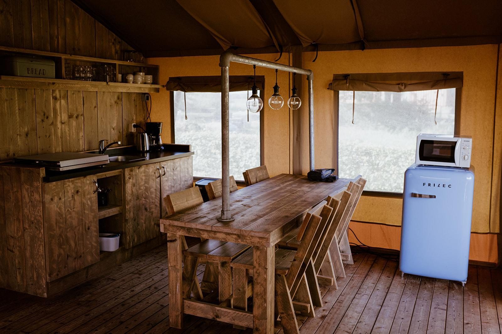 6-person glamping tent