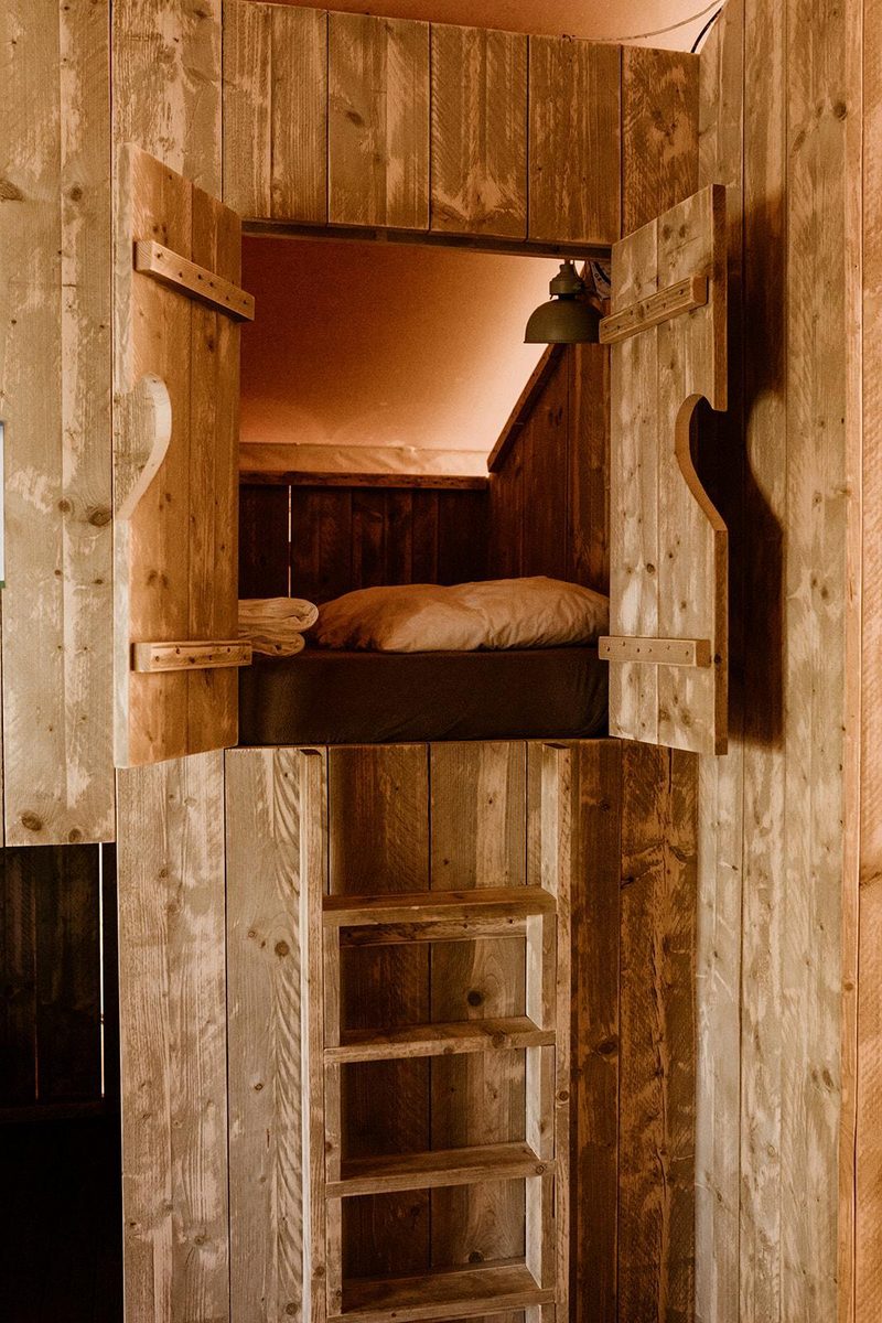 6-person glamping tent