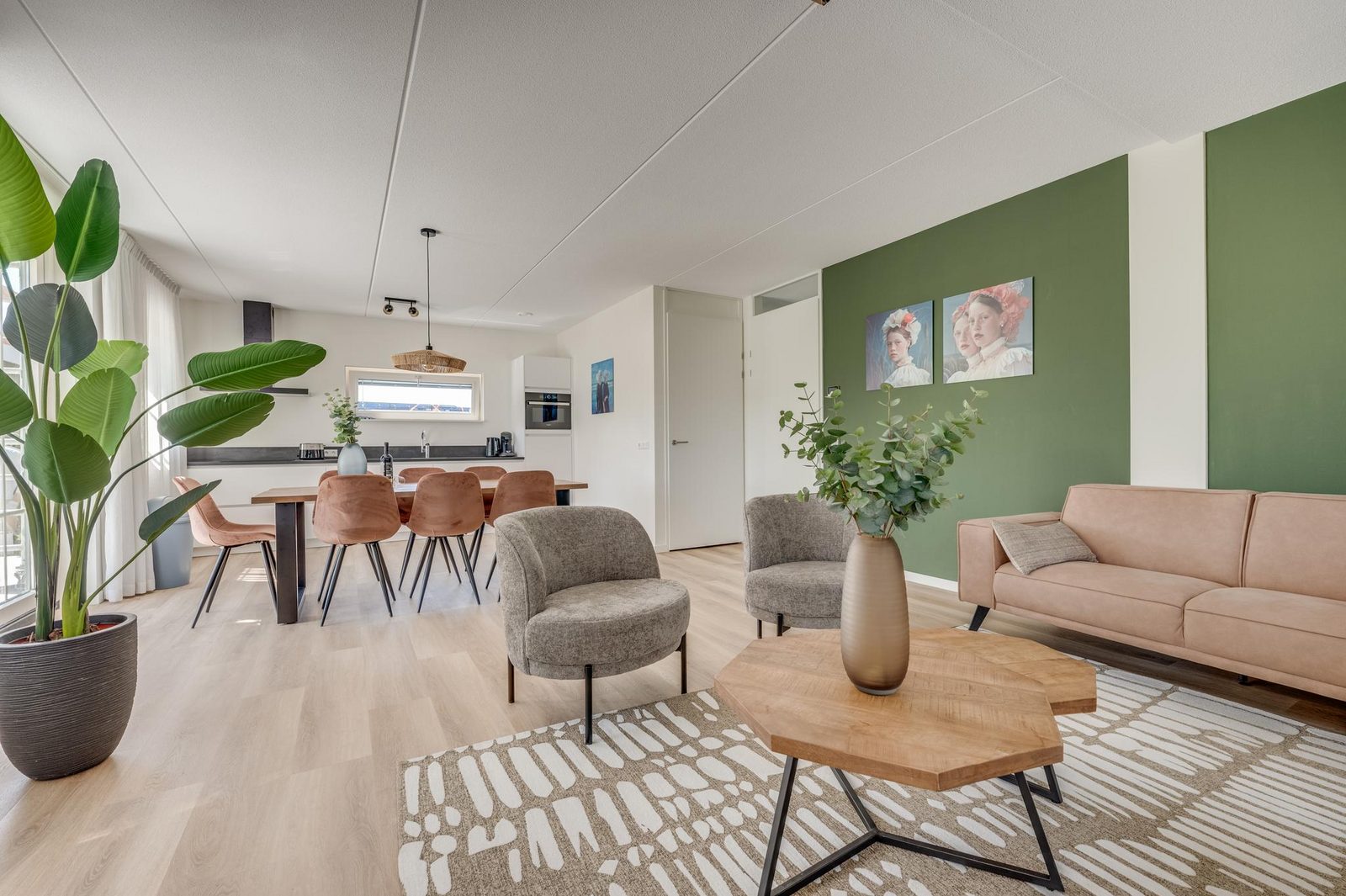 Villa Turijn met Hottub en Barrelsauna