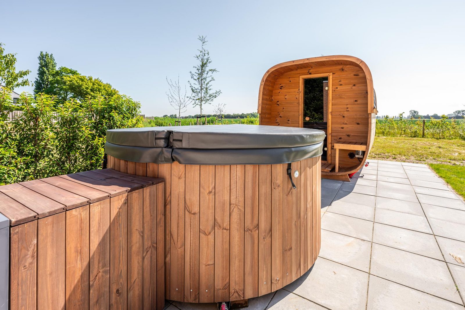Villa Turijn met Hottub en Barrelsauna