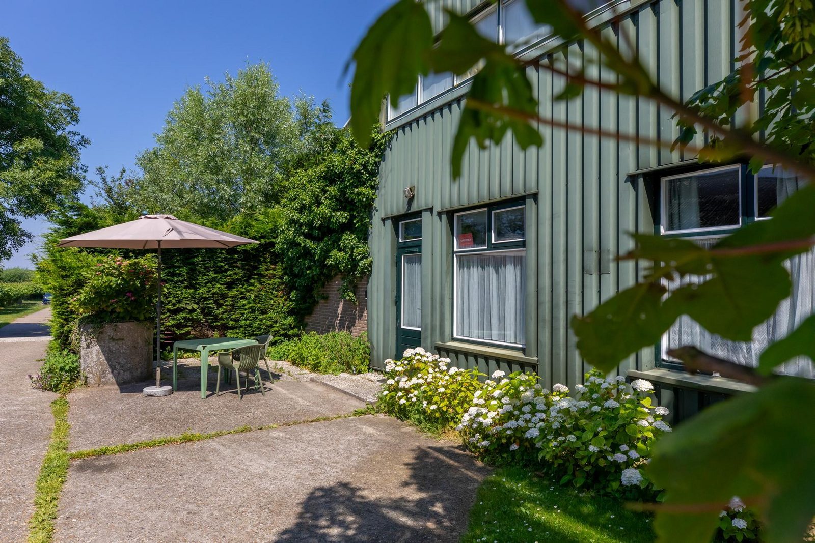 Studio  - Kon. Emmaweg 6 | Vrouwenpolder  