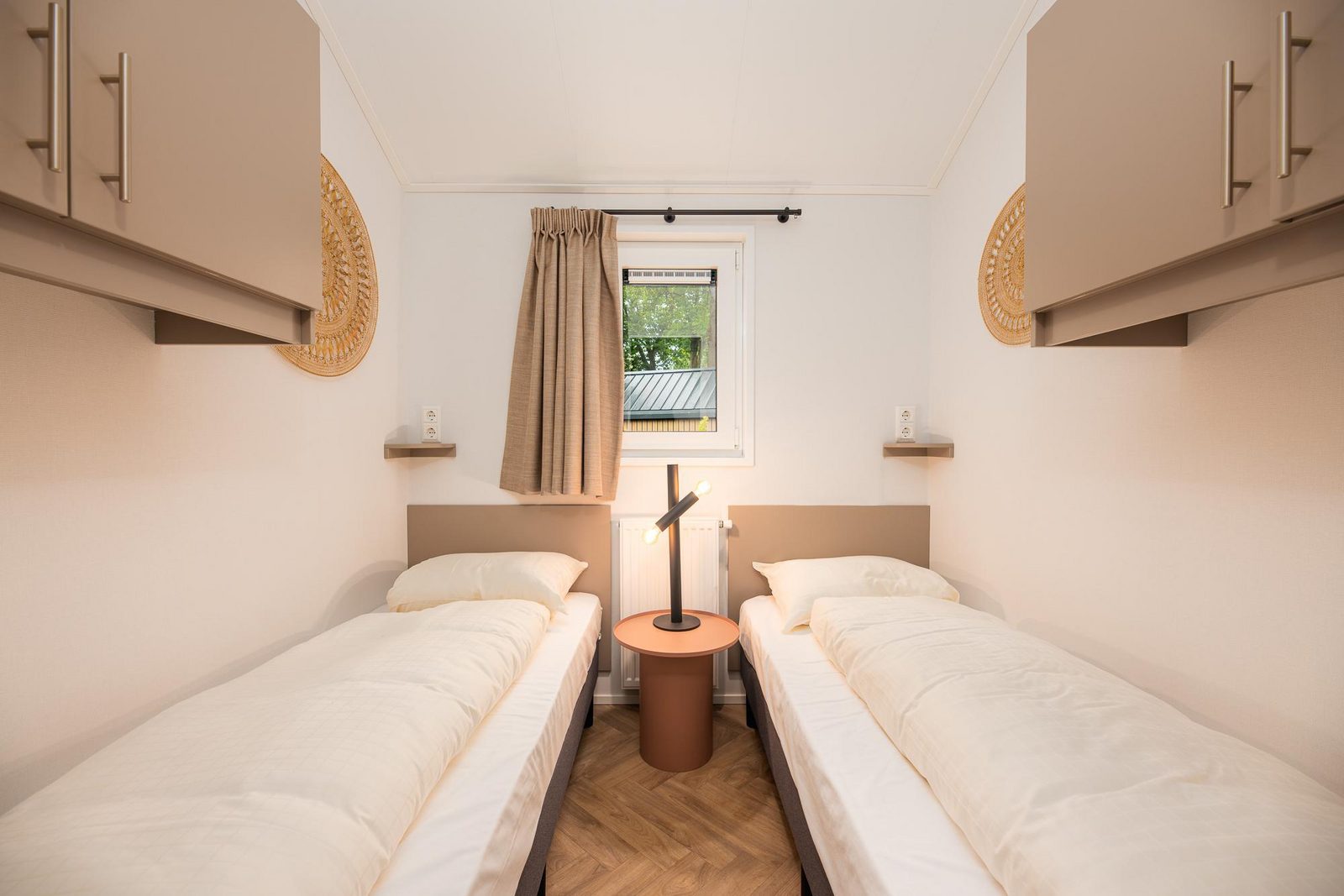 Velthorst | 6 persons
