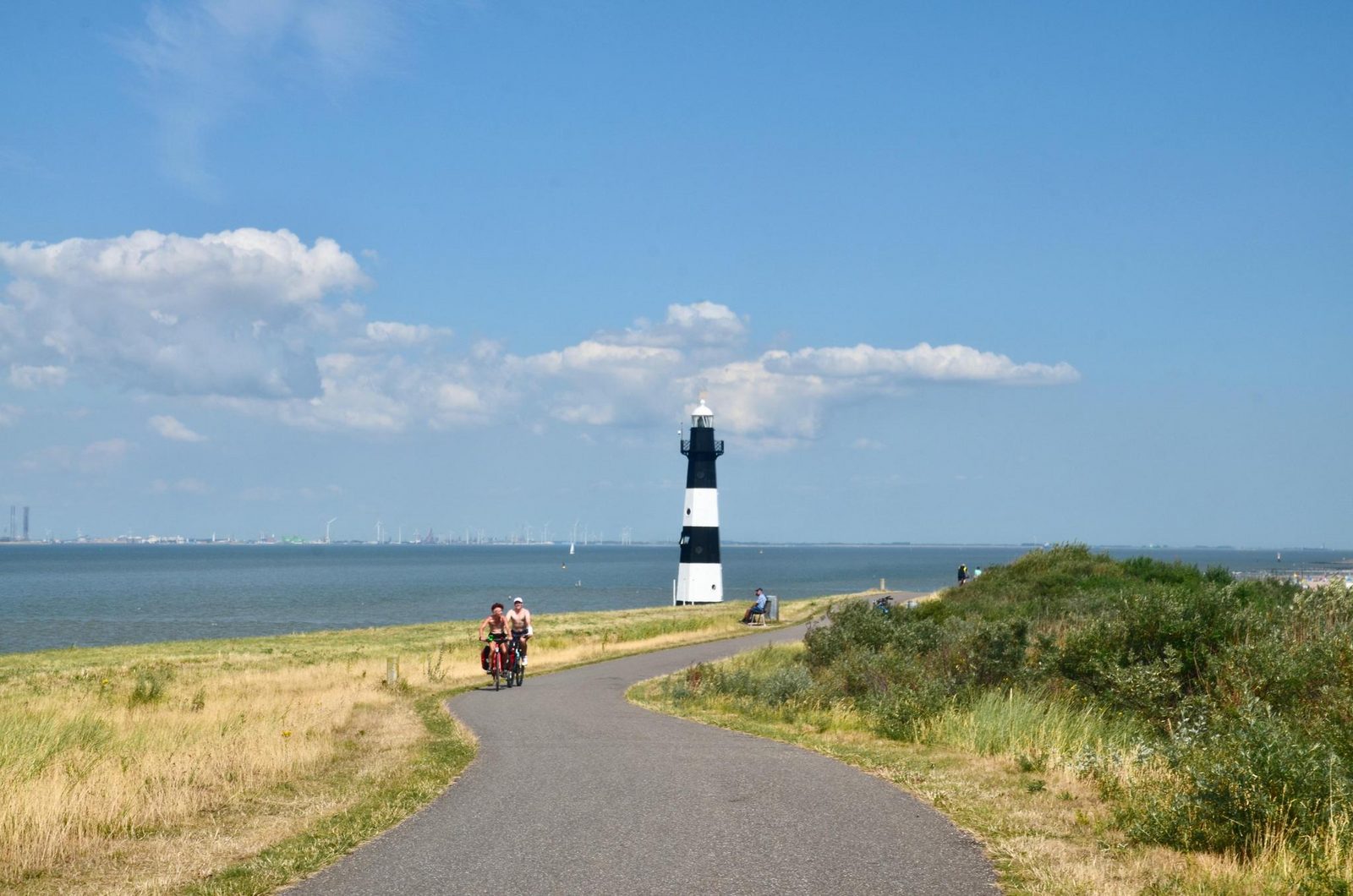 Fort Soleil 42 (Zeezwaluw), Breskens
