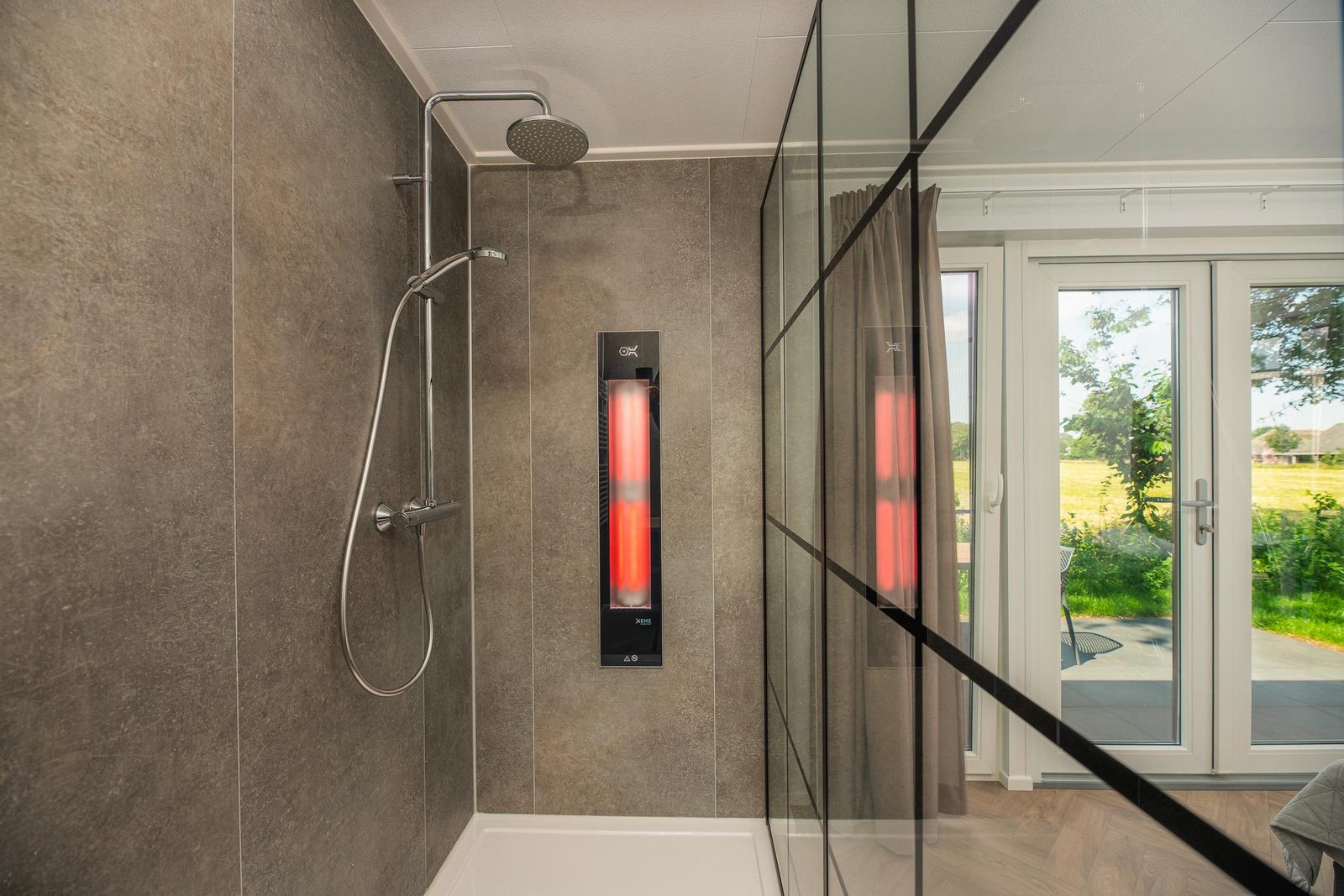 Panorama Wellnesslodge | jacuzzi, sauna en sunshower | 2 personen