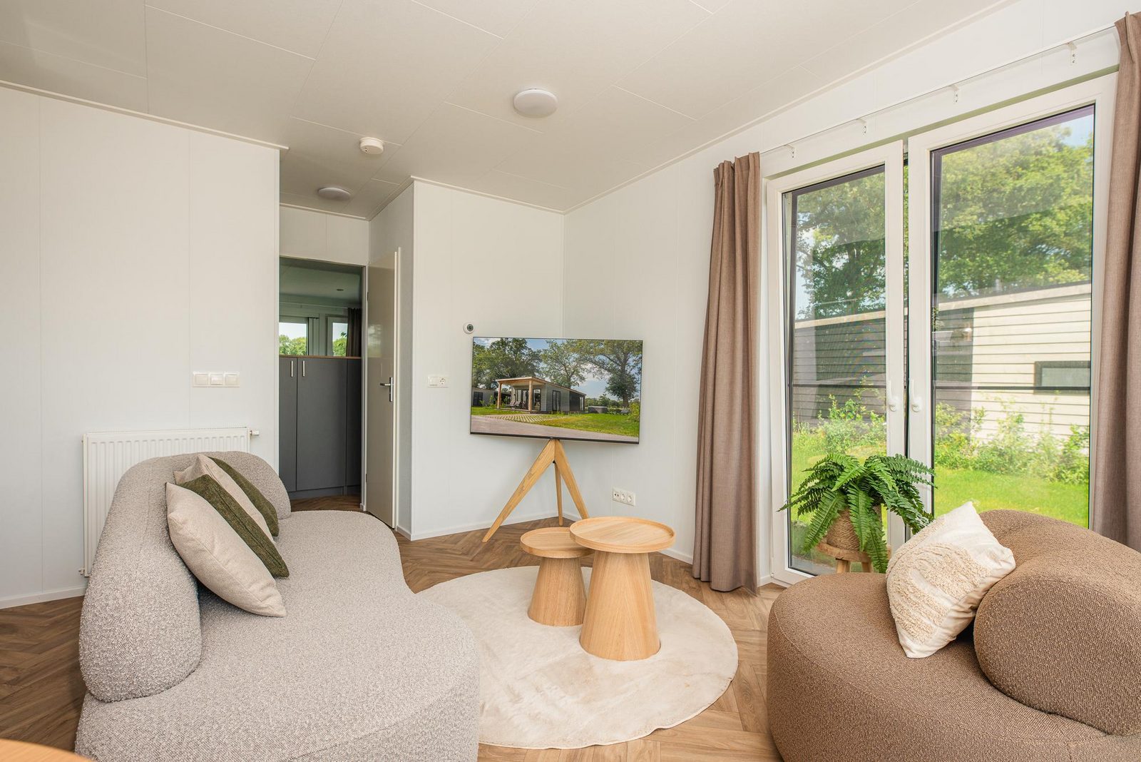 Wellnesslodge | jacuzzi, sauna en sunshower | 2 personen