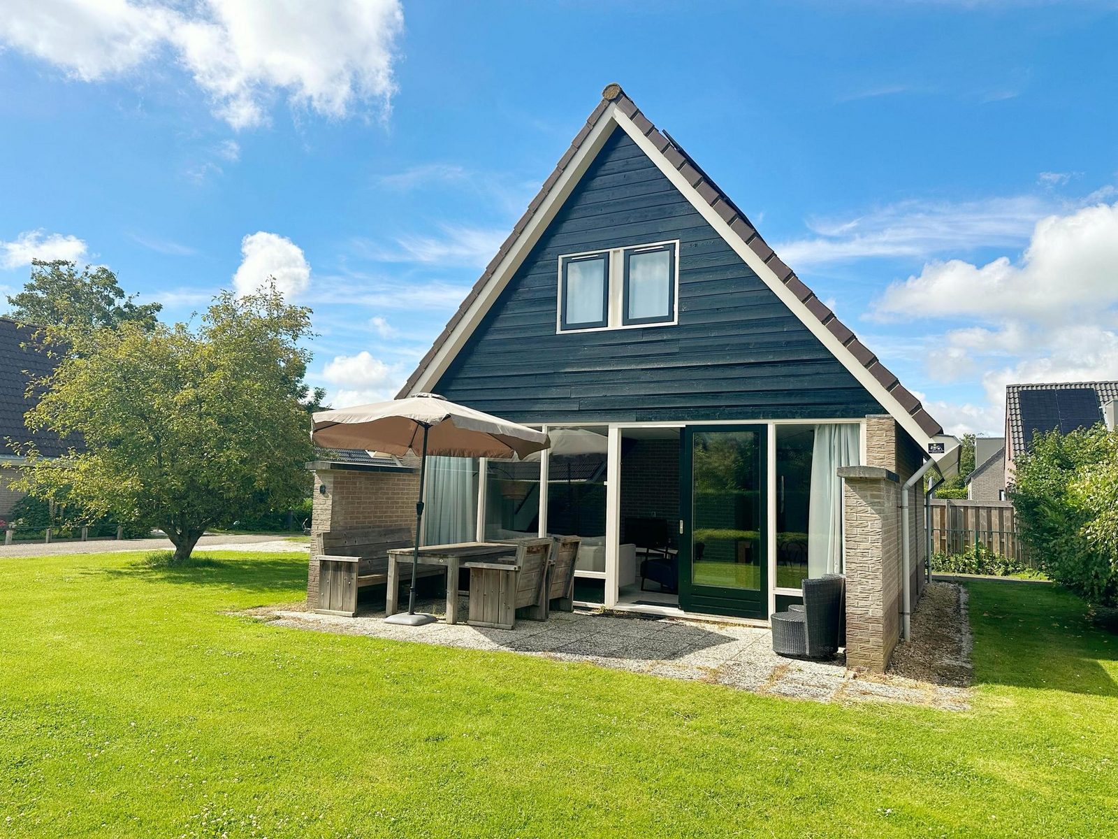 Bungalow 06