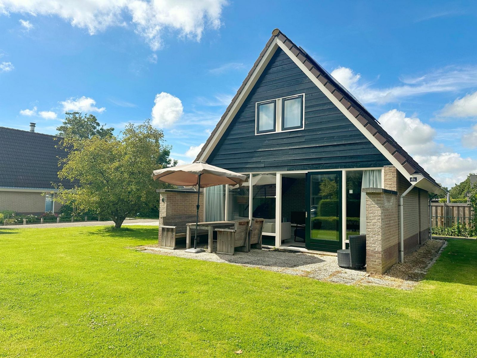 Bungalow 06
