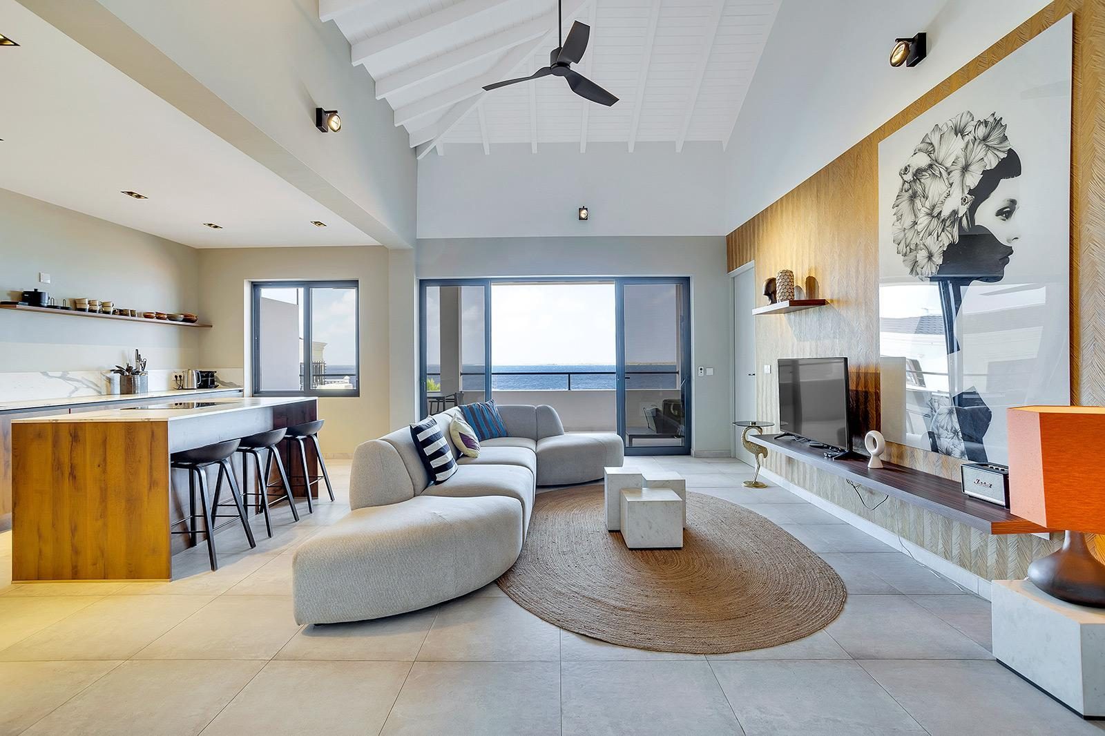 Penthouse with Ocean View