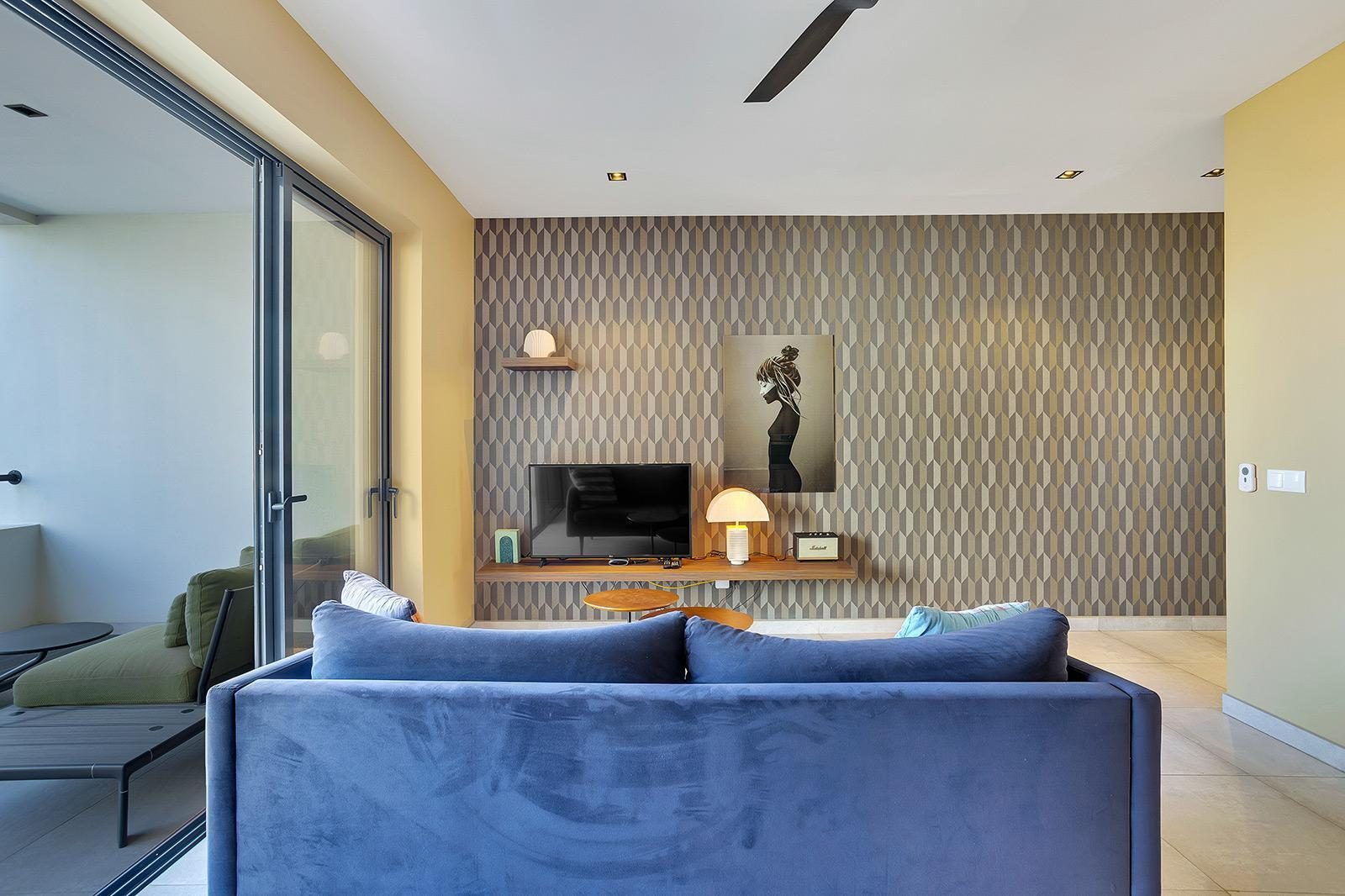 1-bedroom apartment with partial ocean views
