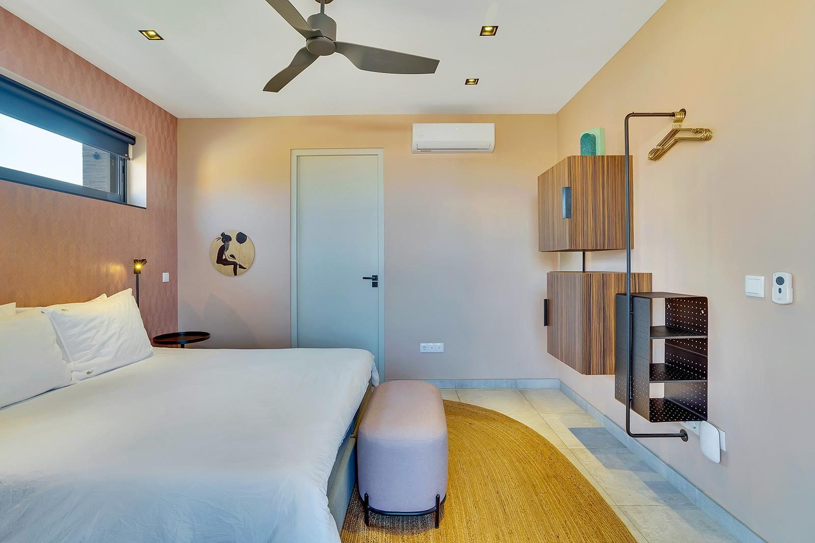2-bedroom apartment with garden view