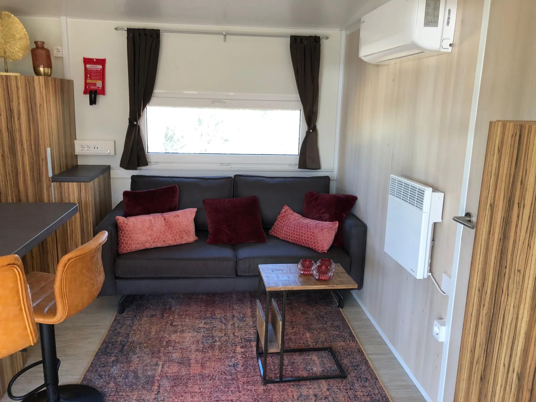 Cosy Unique 2+3 4