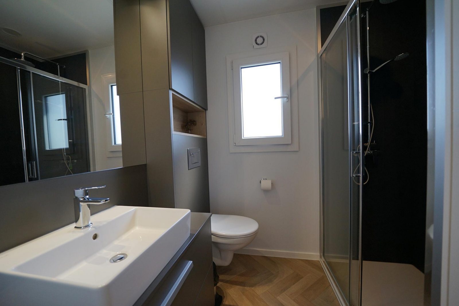 Domus 4
