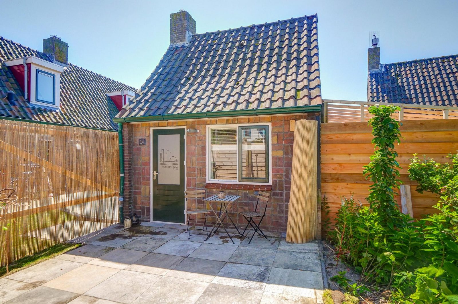 Tiny Beach House Petten