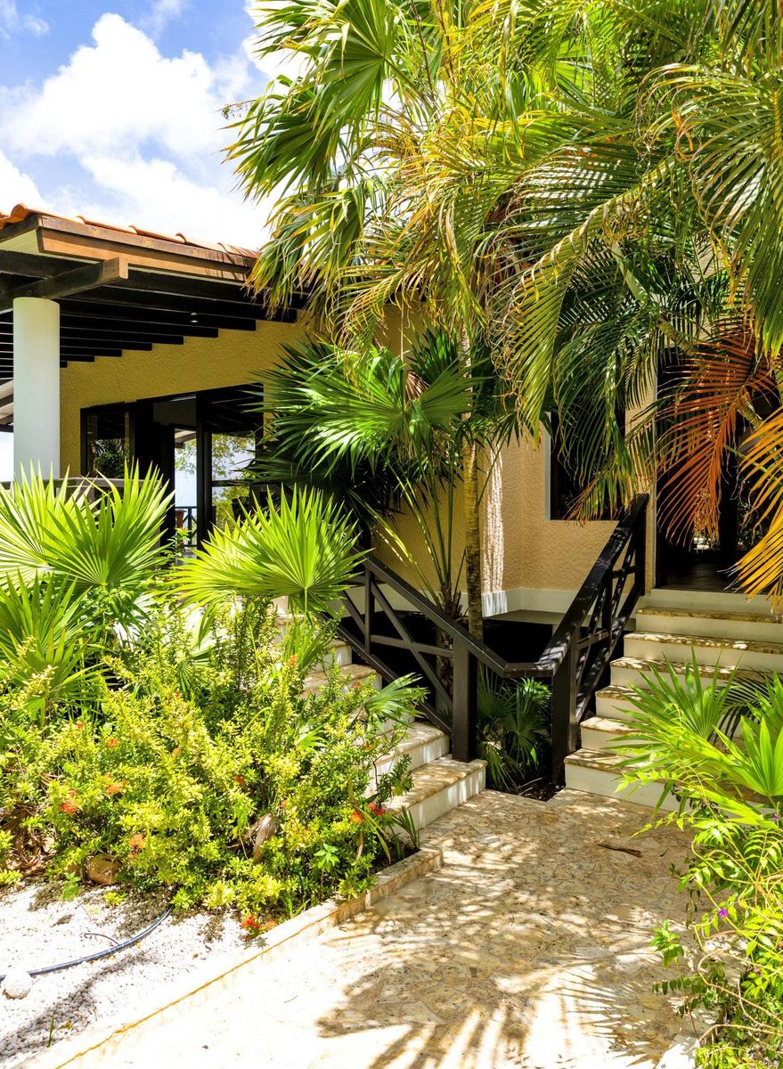 Ocean Villa Crown Court