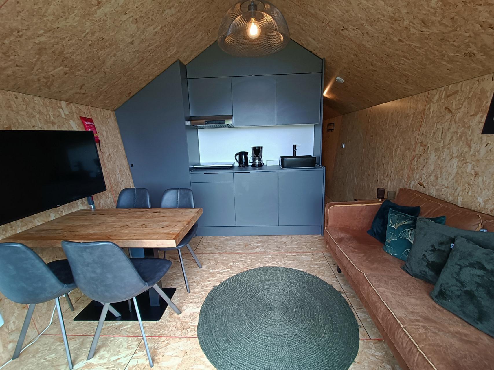 Solo Retreat 4 5