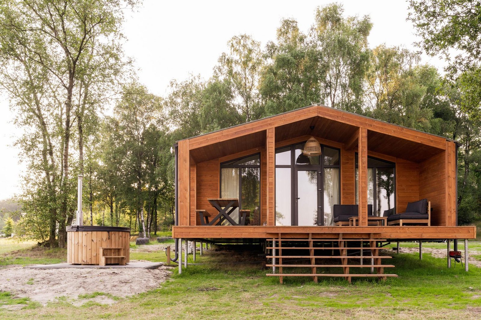 Lake House Scandi met hottub | 5 pers. 
