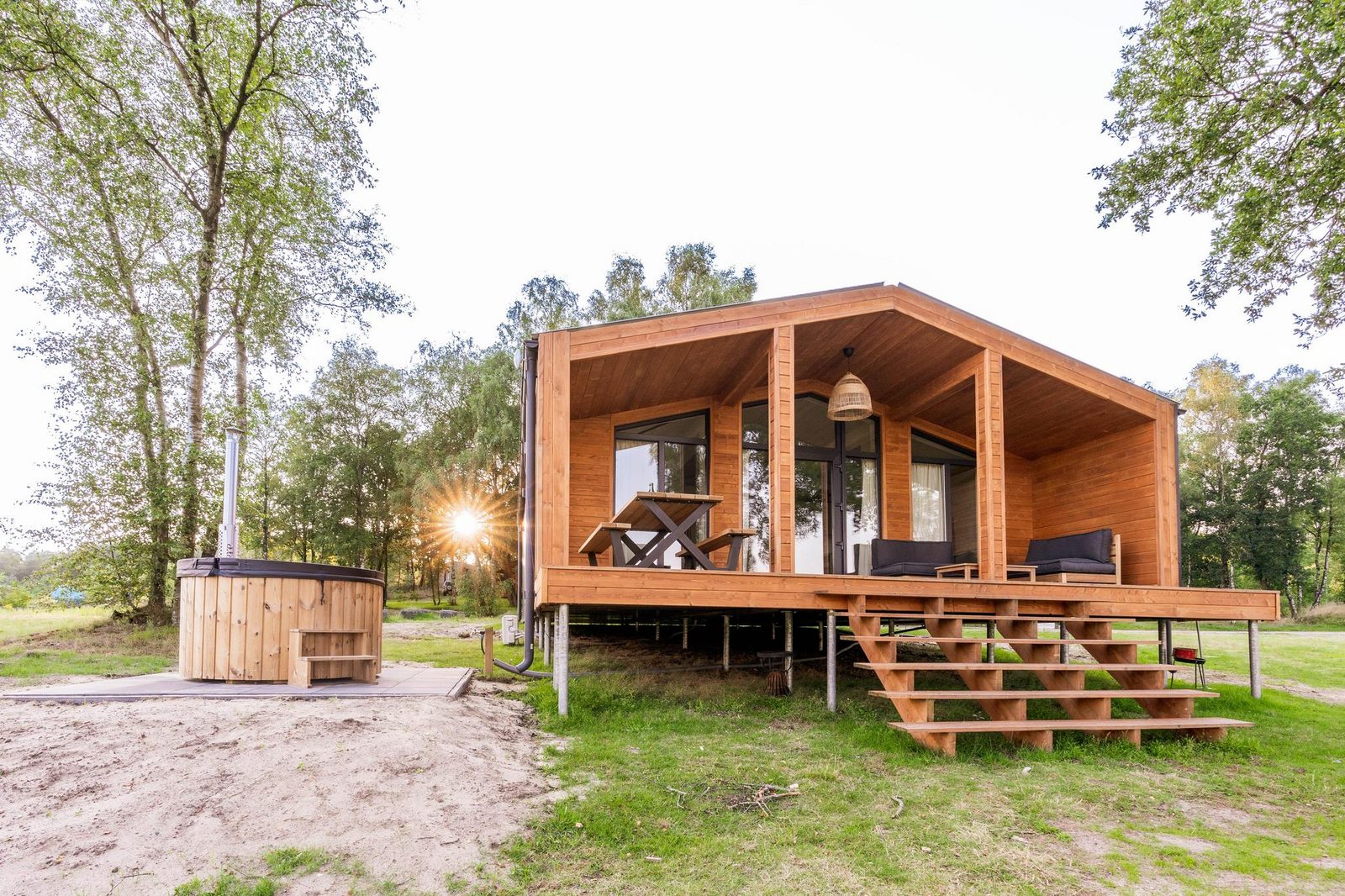 Lake House Scandi met hottub | 5 pers. 
