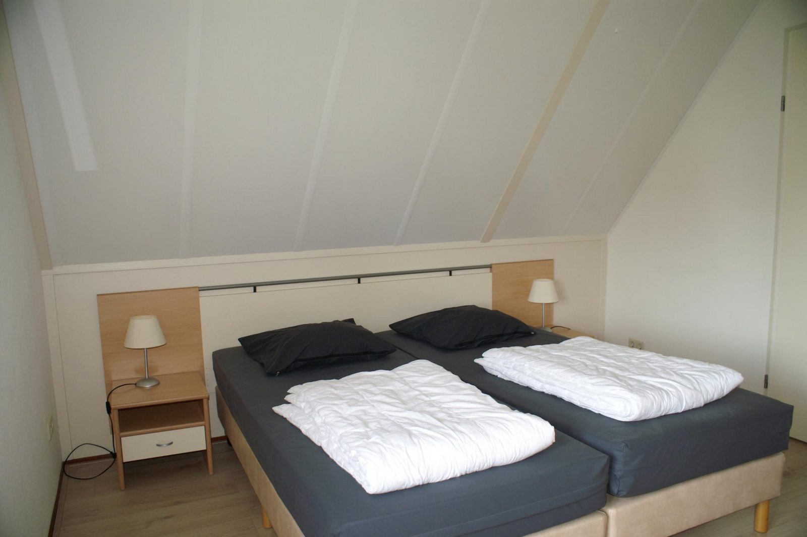 Schoneveld 327 (Stern), Breskens