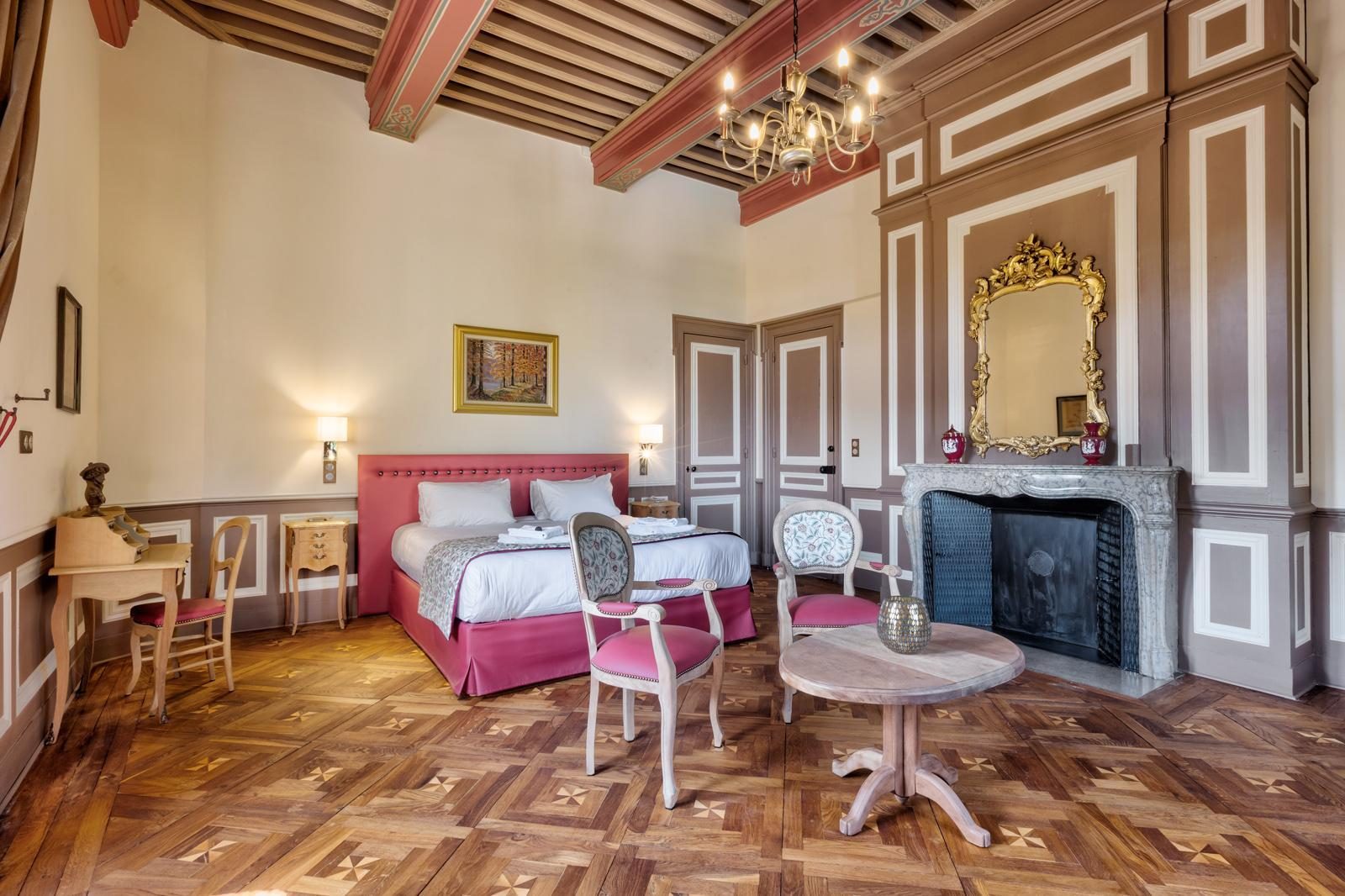 Chateau de Burnand - nieuw in 2024 kasteel vakantiehuis