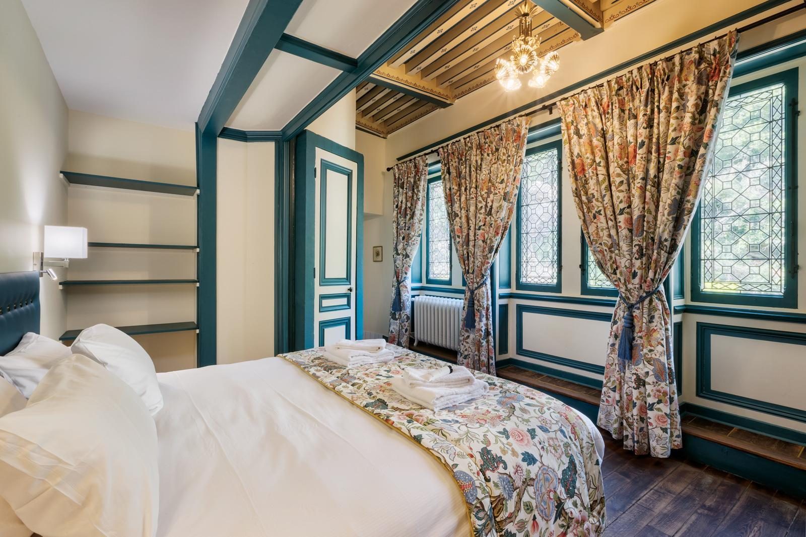 Chateau de Burnand - nieuw in 2024 kasteel vakantiehuis