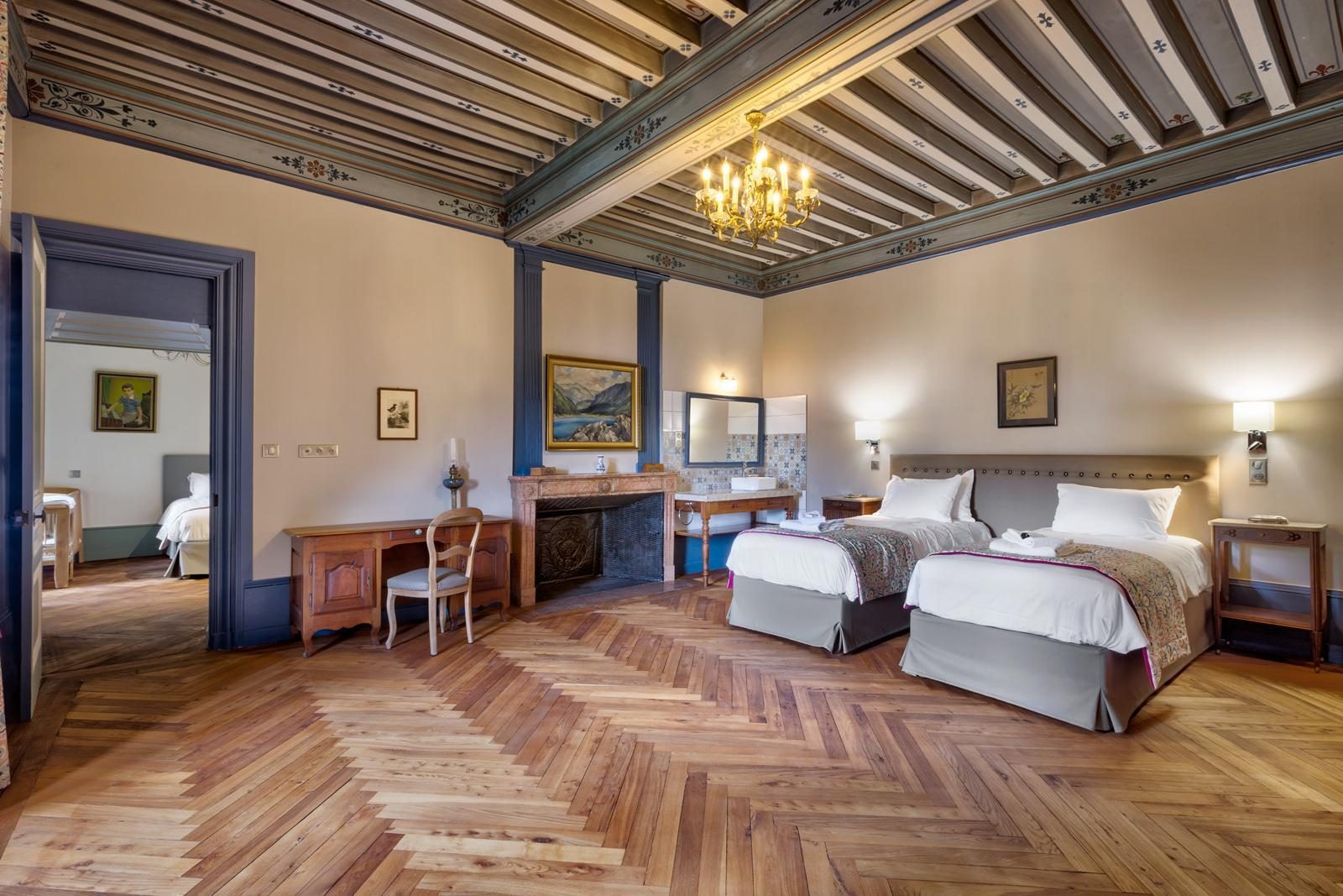 Chateau de Burnand - nieuw in 2024 kasteel vakantiehuis