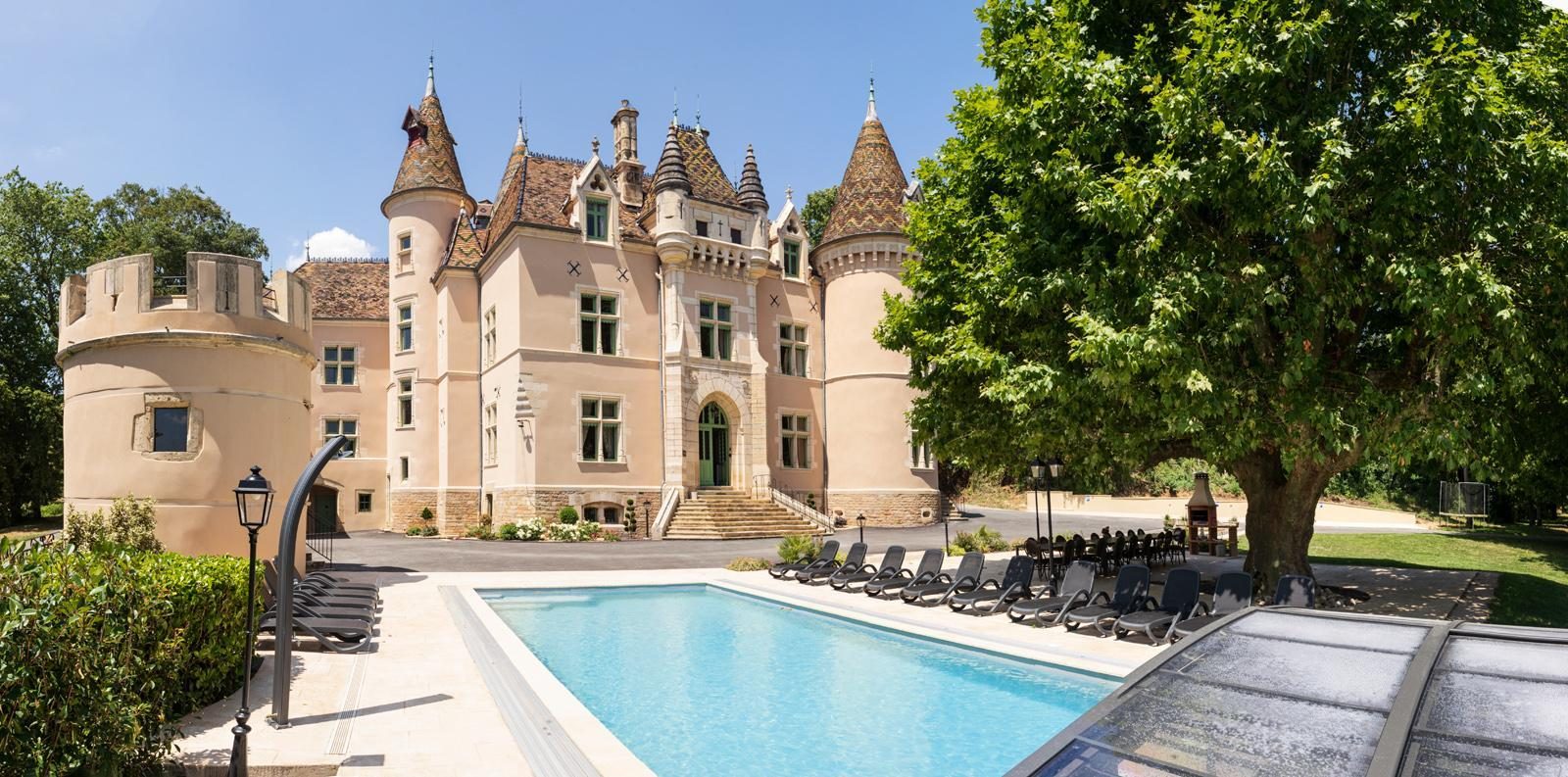 Chateau de Burnand - nieuw in 2024 kasteel vakantiehuis