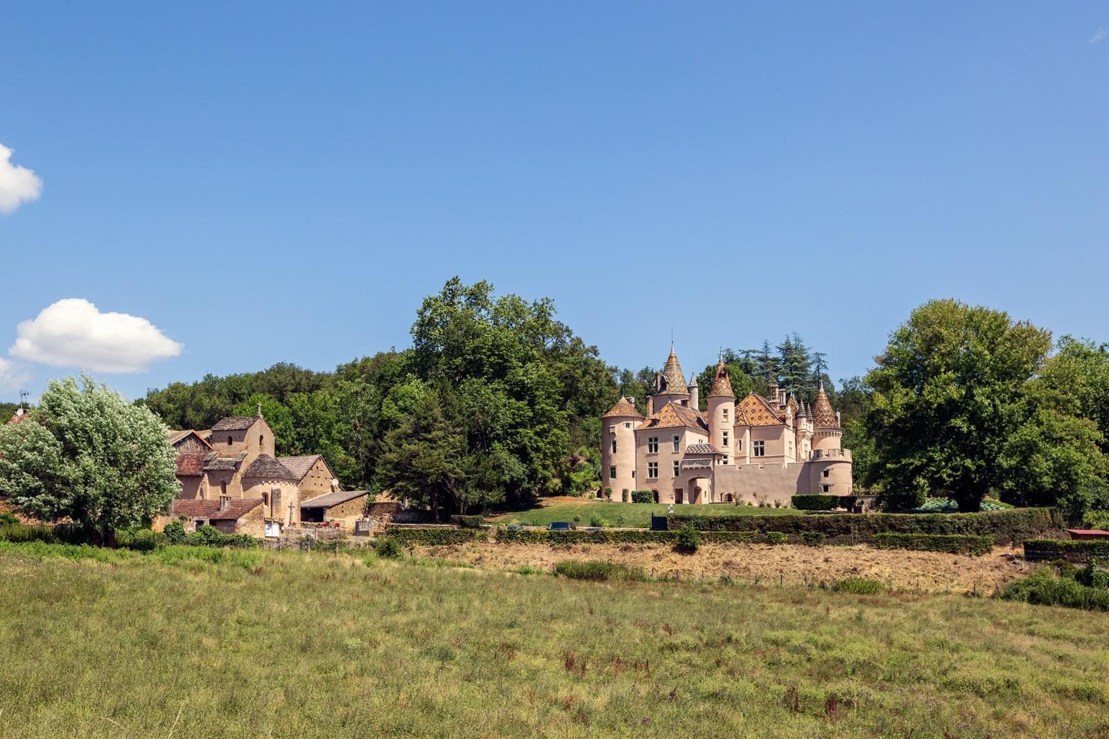 Chateau de Burnand - nieuw in 2024 kasteel vakantiehuis